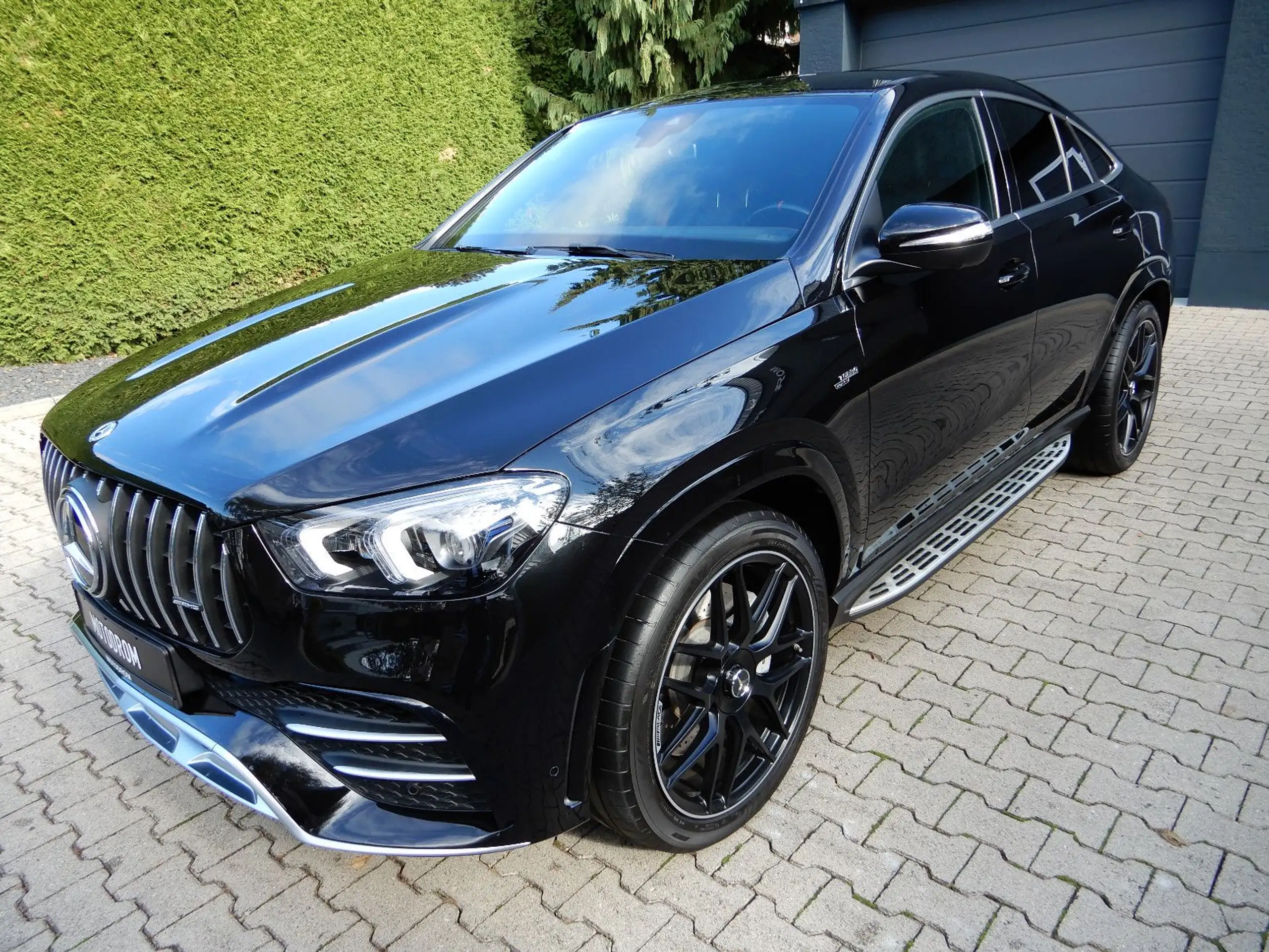 Mercedes-Benz - GLE 53 AMG