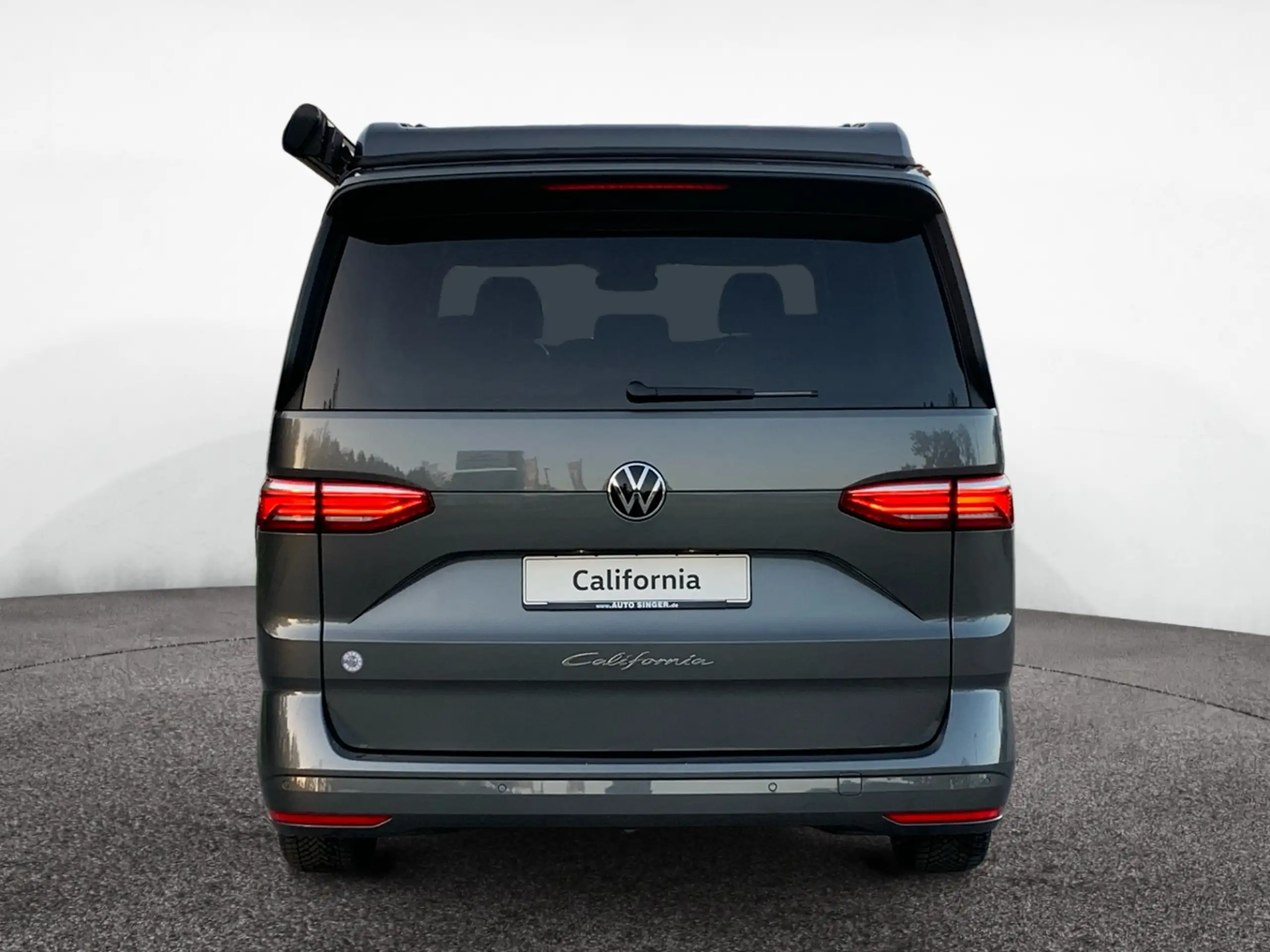 Volkswagen - T7 California