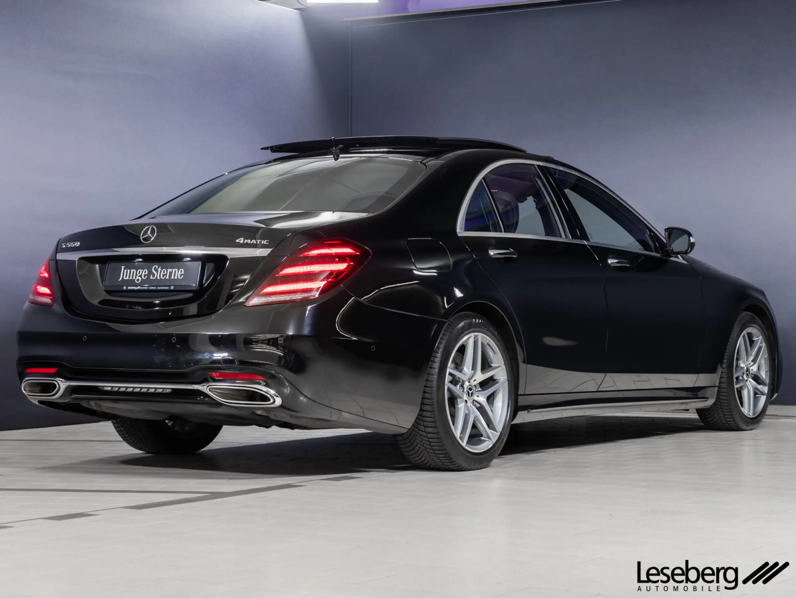 Mercedes-Benz - S 560