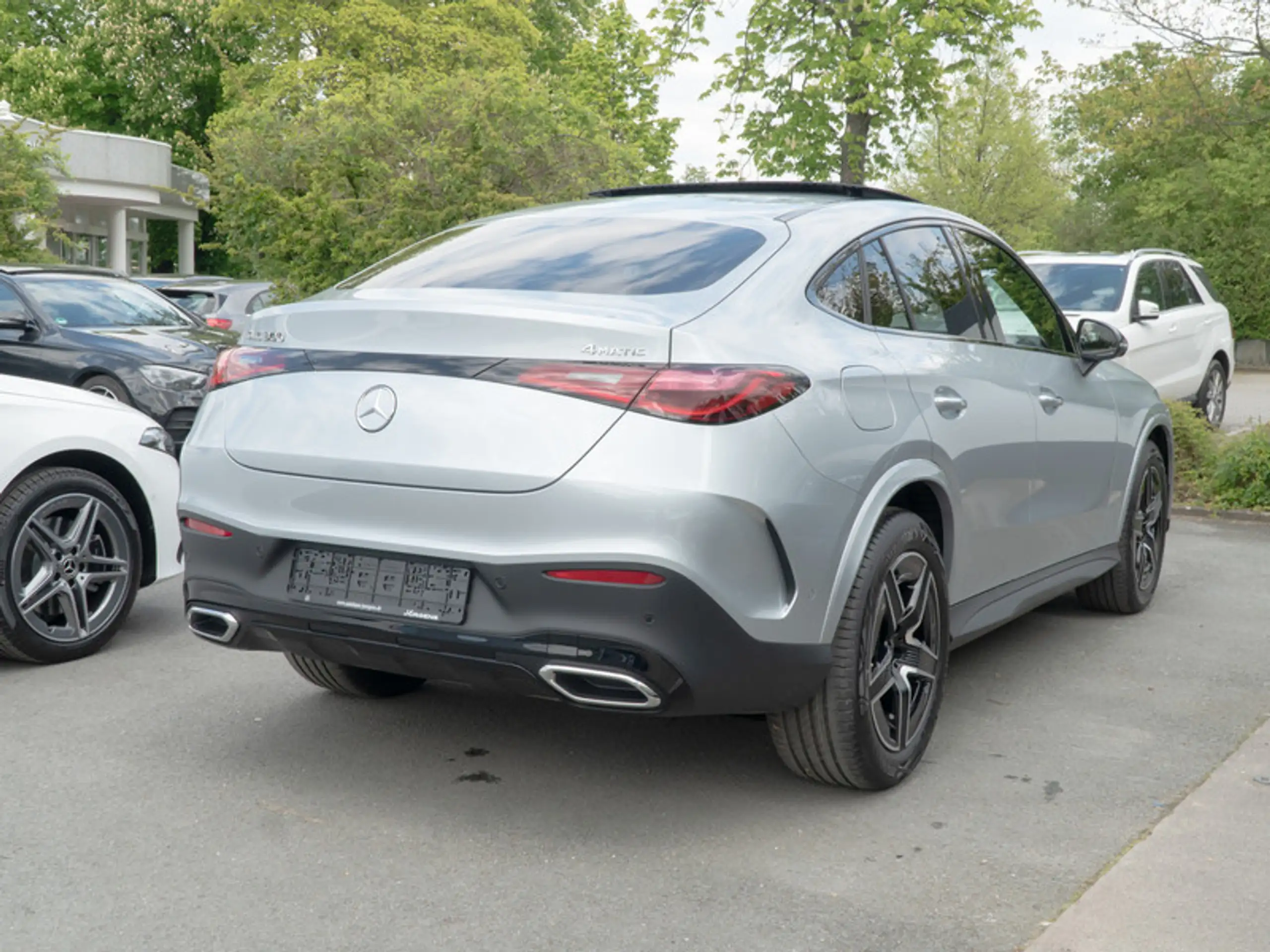 Mercedes-Benz - GLC 300