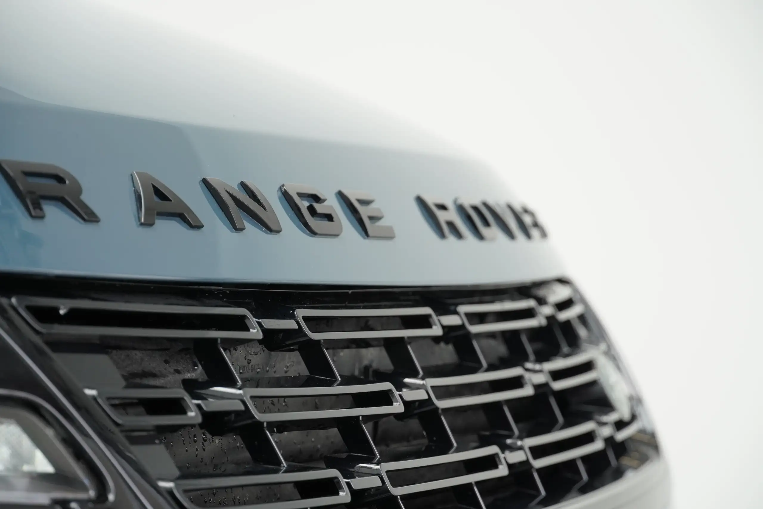 Land Rover - Range Rover Evoque