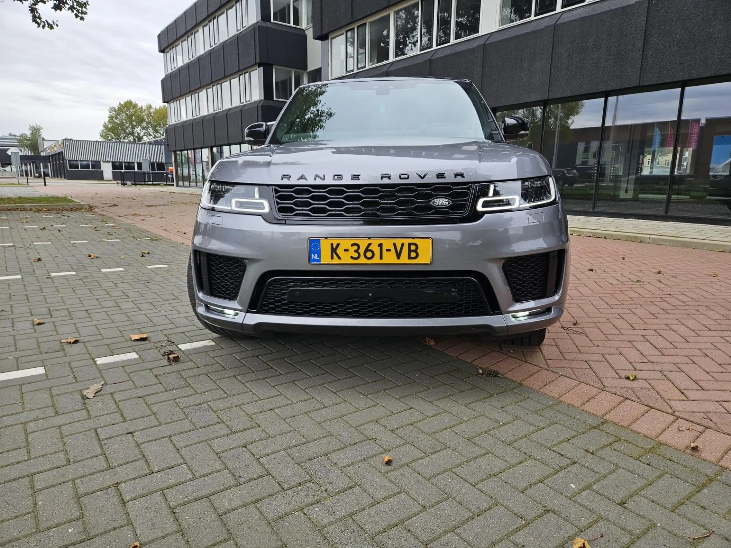 Land Rover - Range Rover Sport