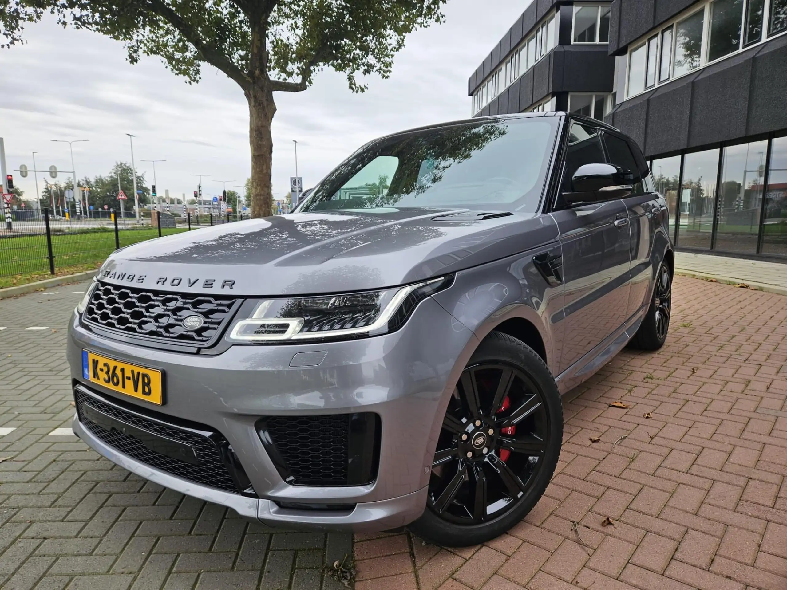 Land Rover - Range Rover Sport