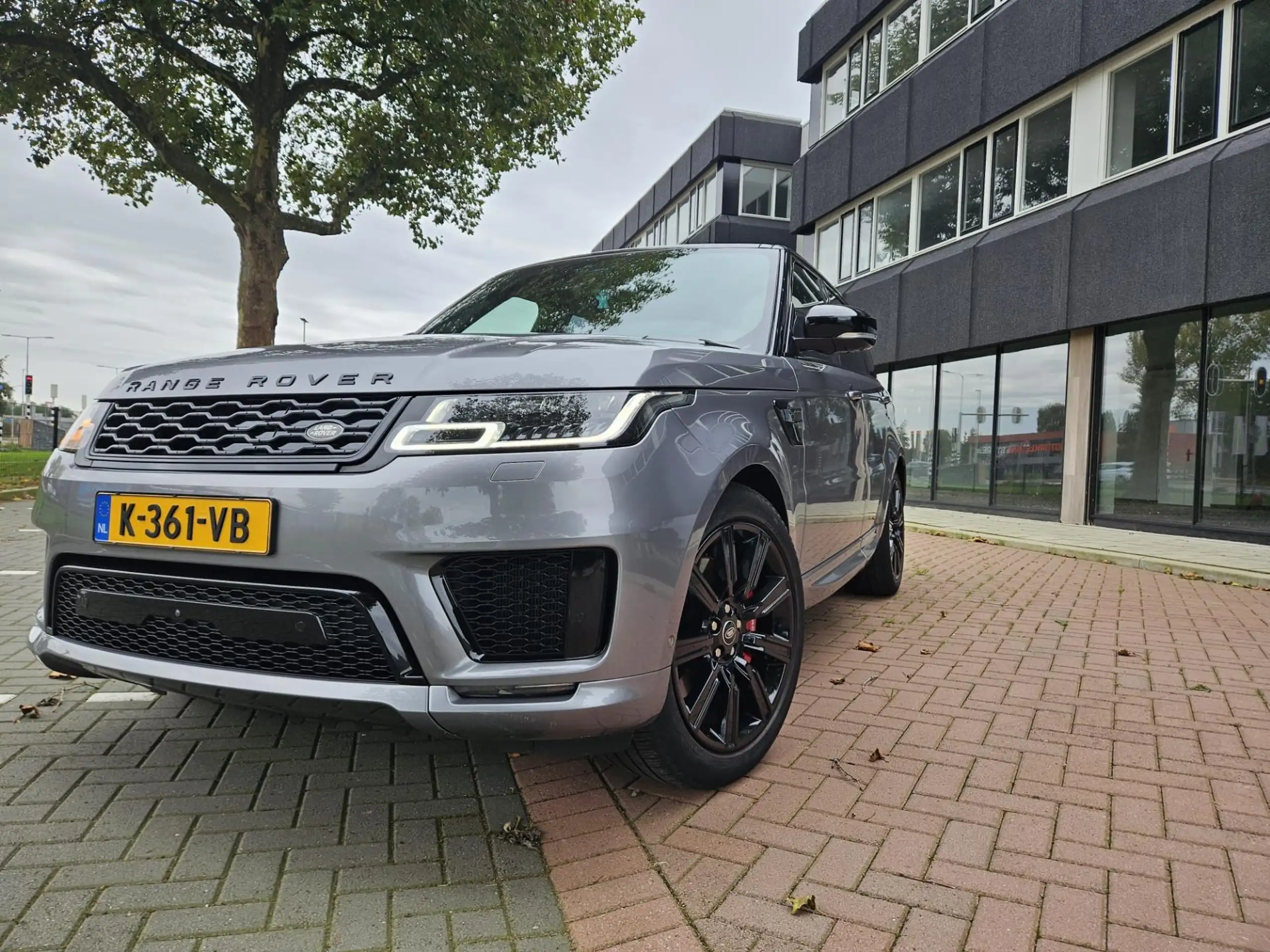 Land Rover - Range Rover Sport