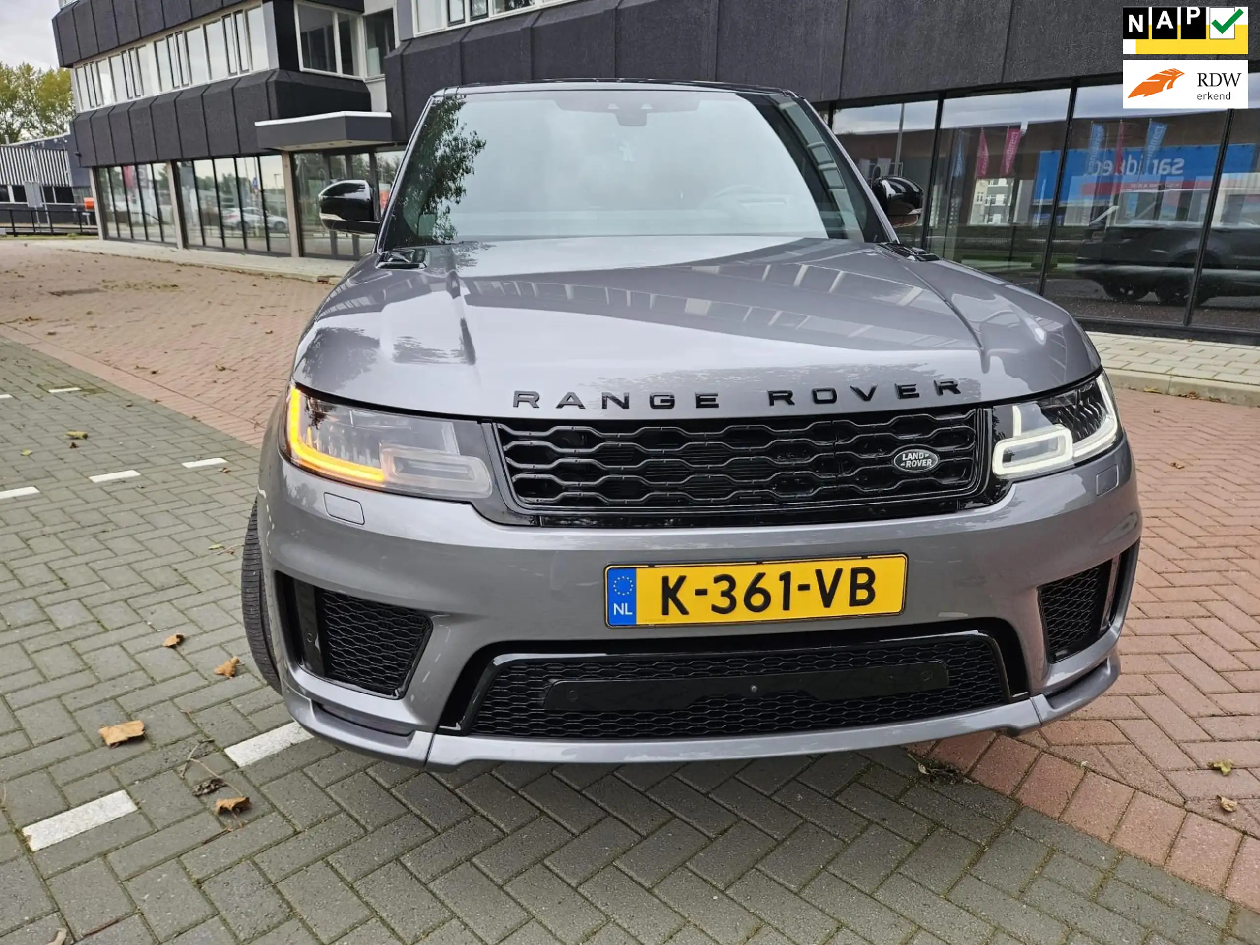 Land Rover - Range Rover Sport