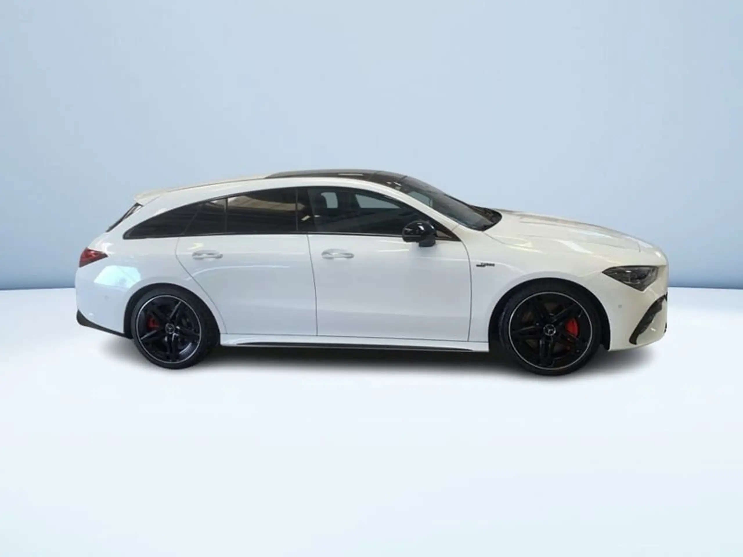 Mercedes-Benz - CLA 35 AMG