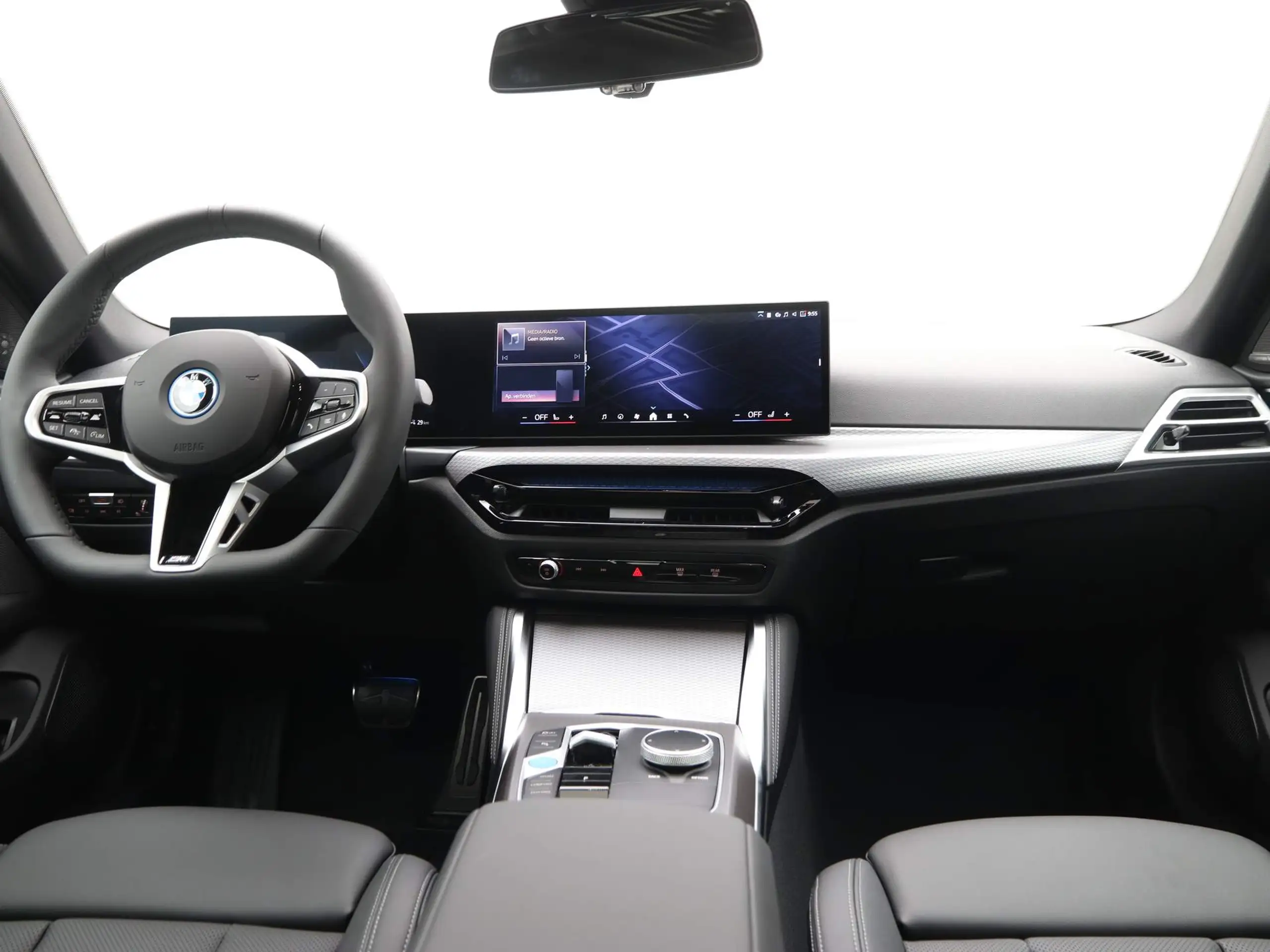 BMW - i4