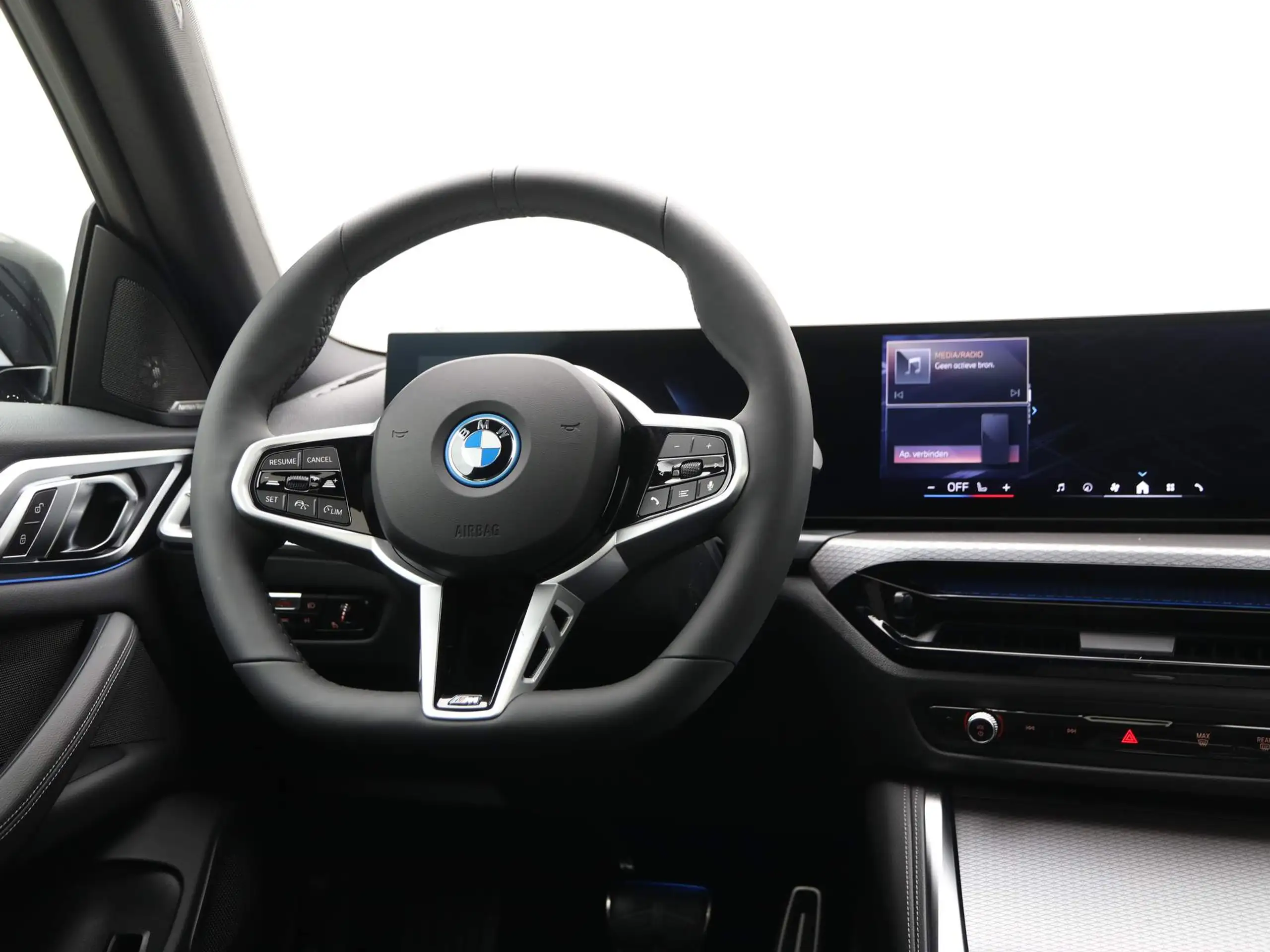 BMW - i4