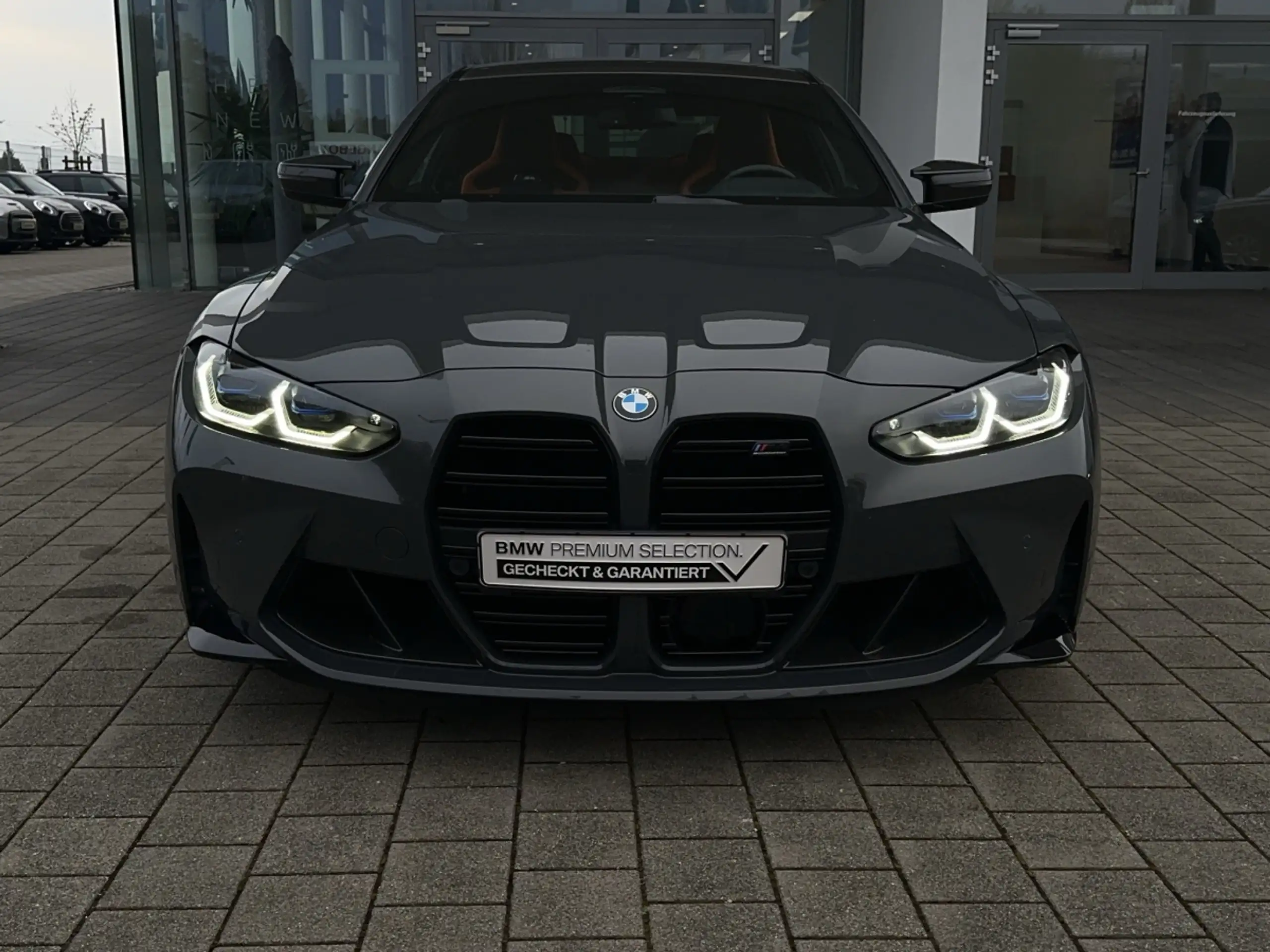 BMW - M4