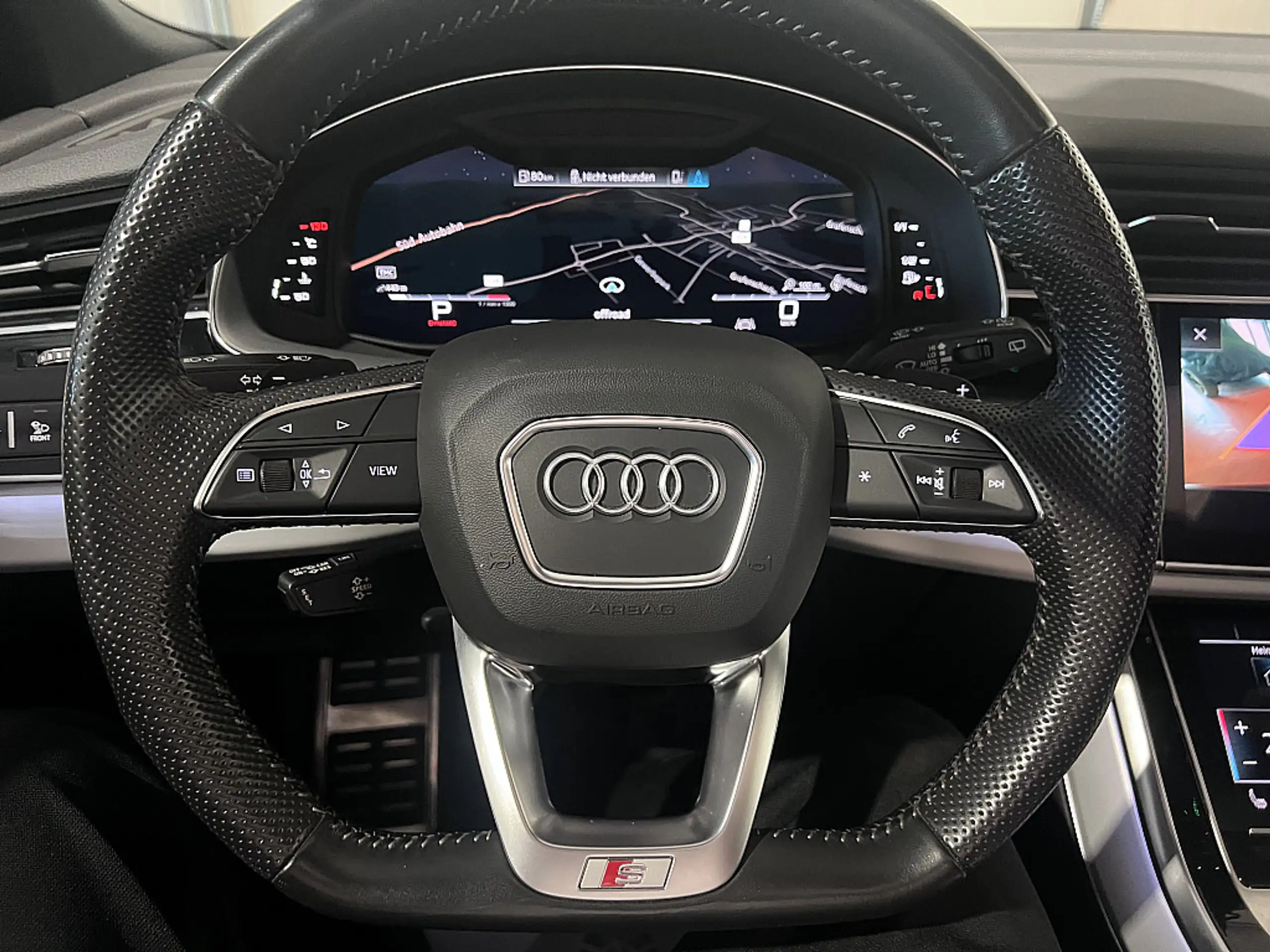 Audi - SQ8