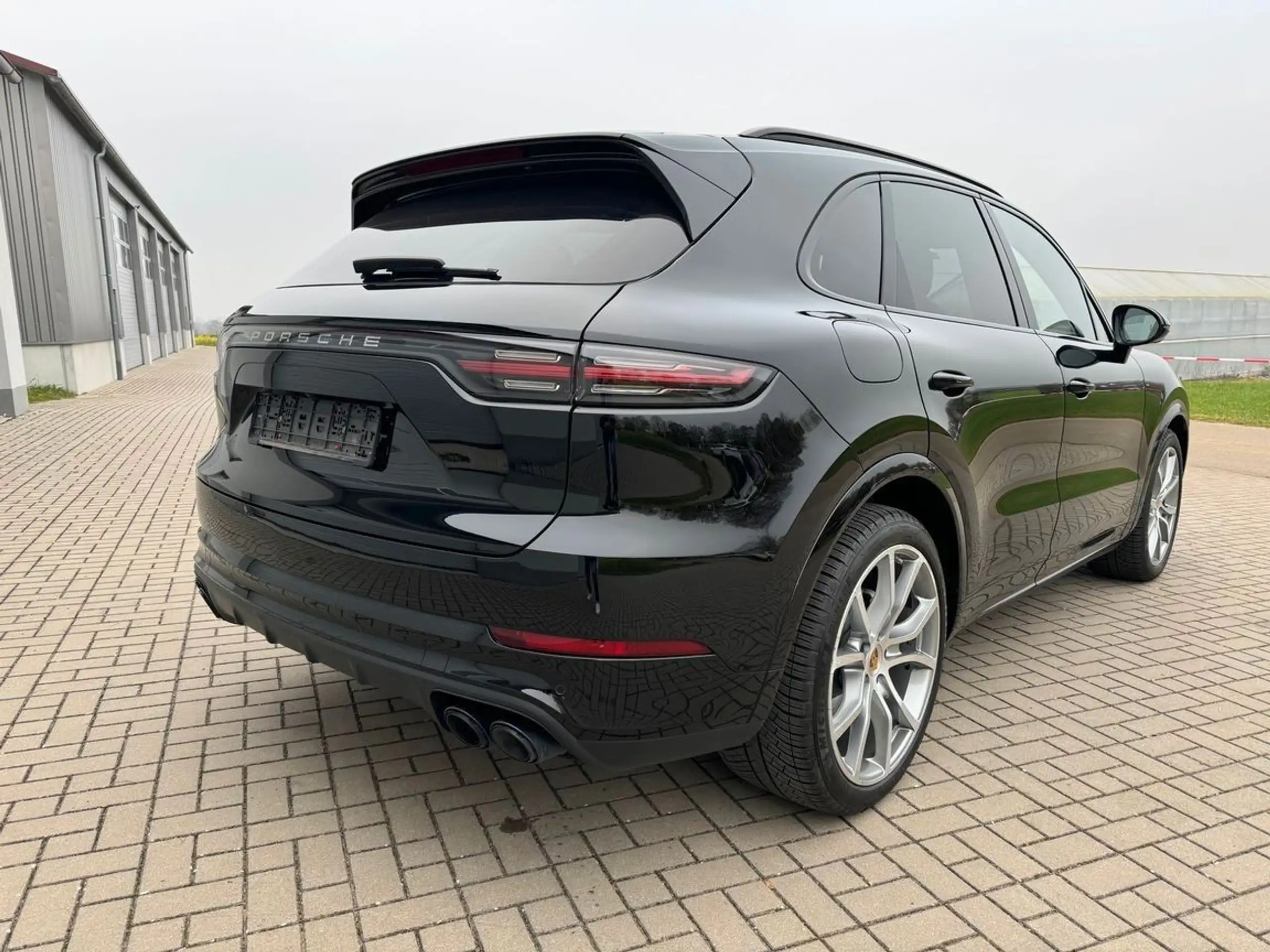 Porsche - Cayenne