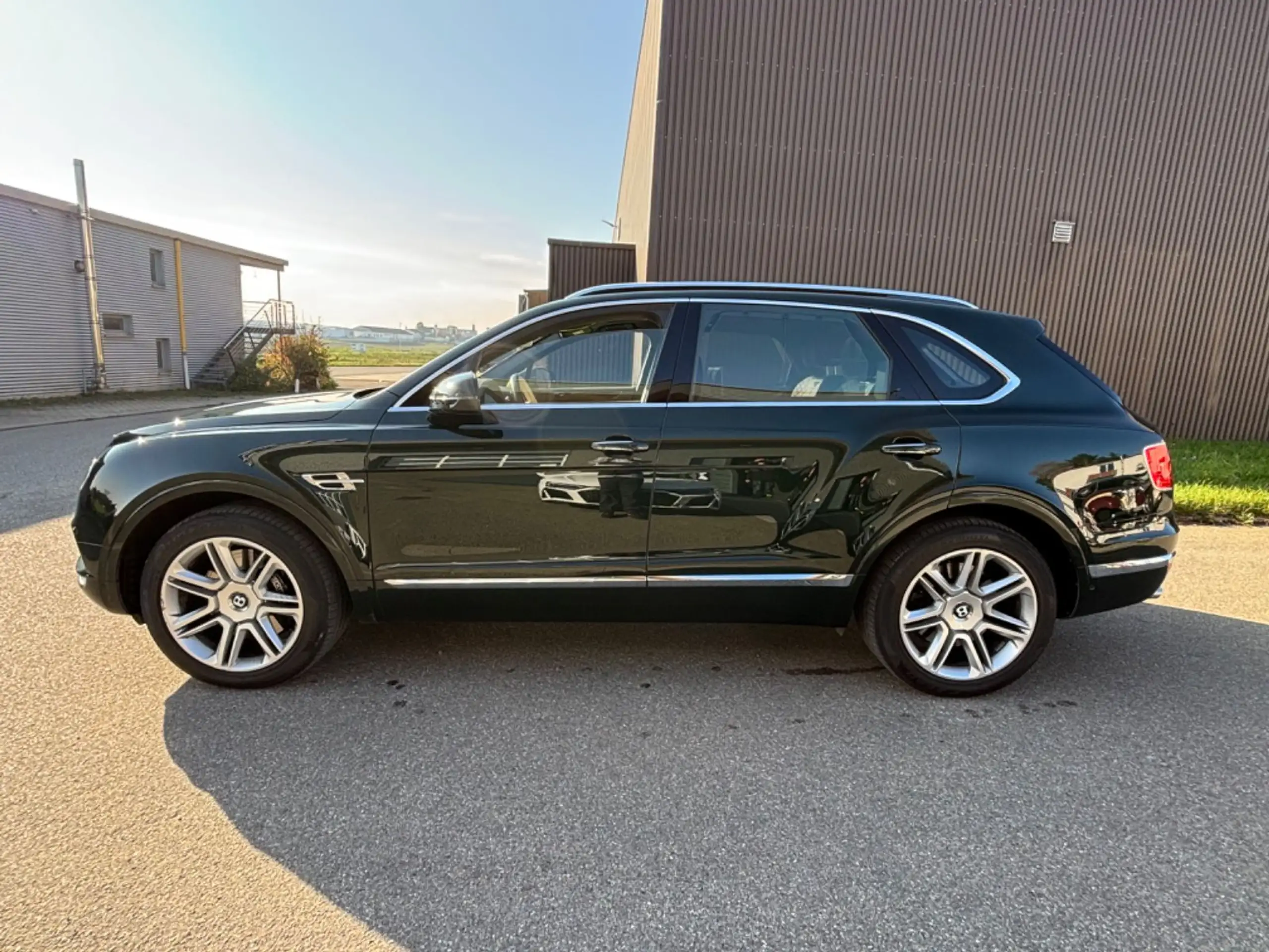 Bentley - Bentayga