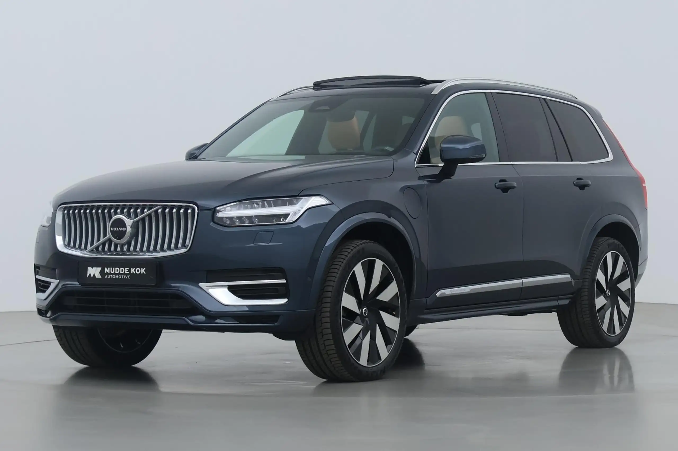 Volvo - XC90