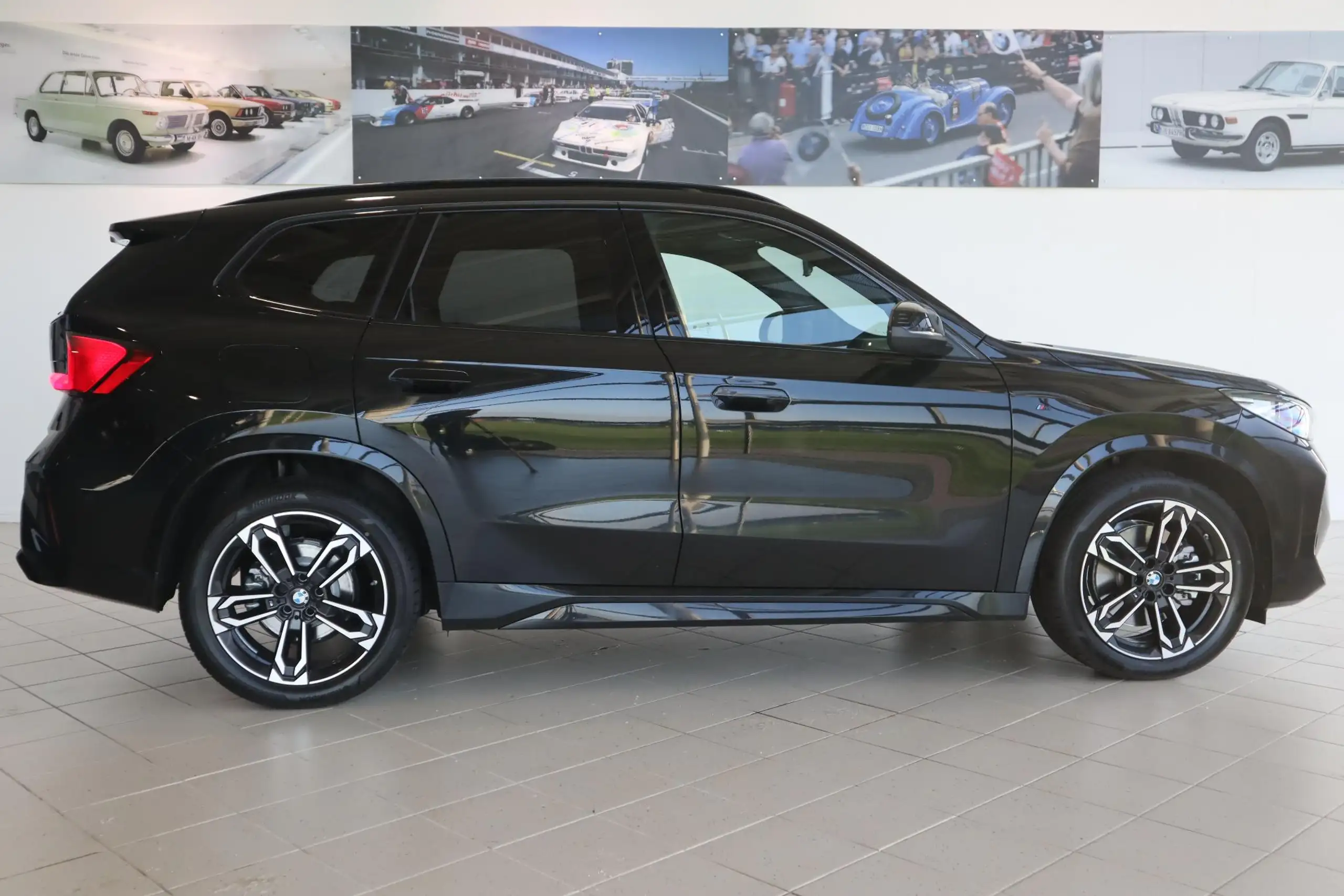 BMW - X1