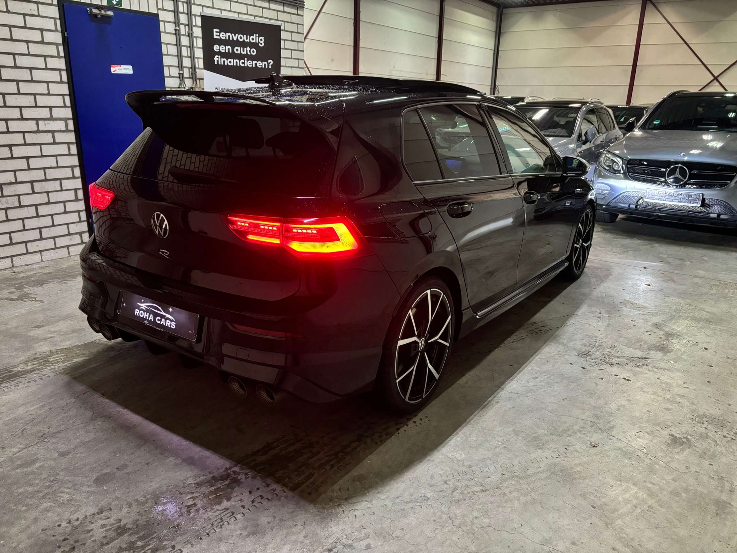 Volkswagen - Golf