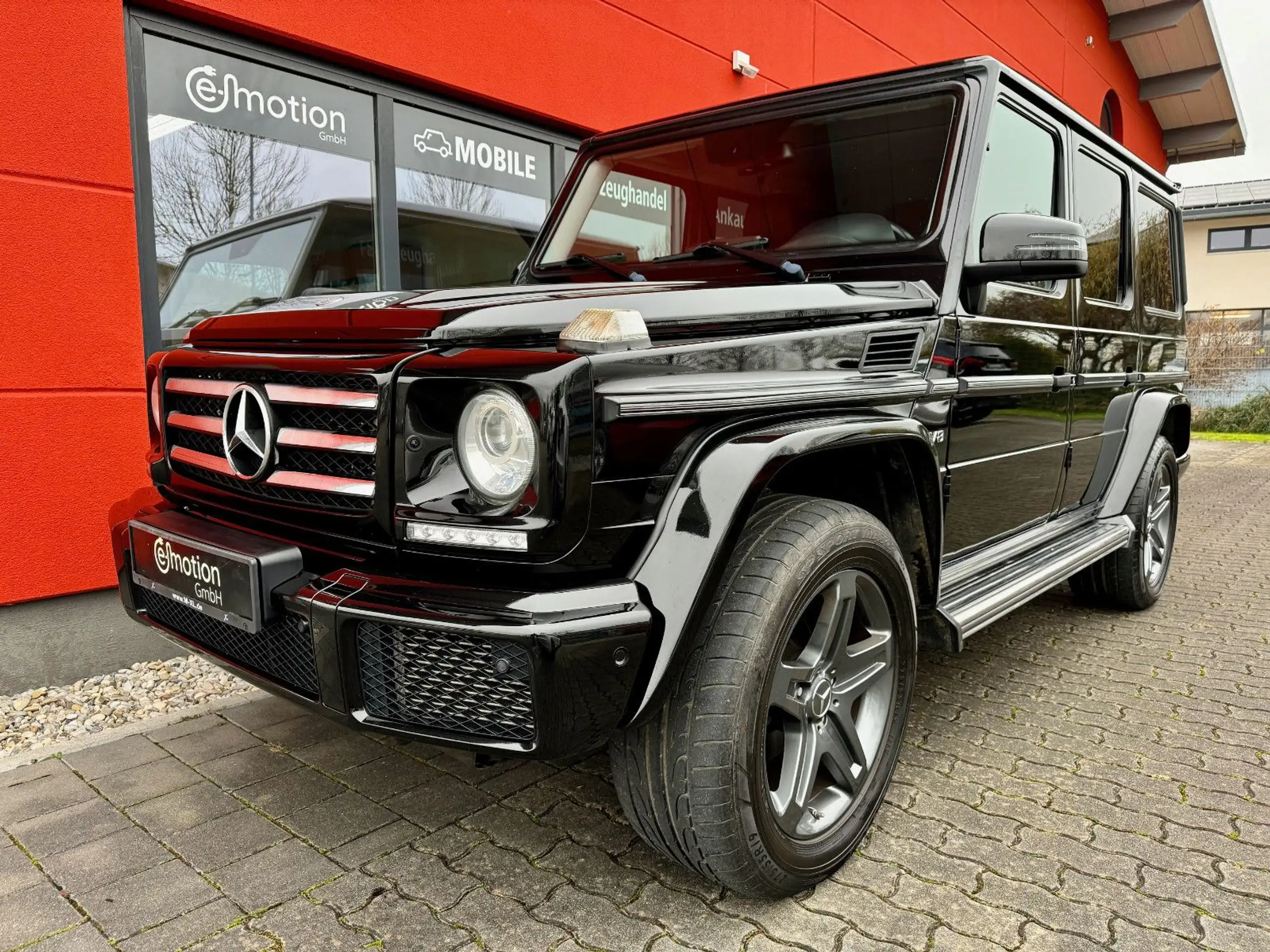 Mercedes-Benz - G 500