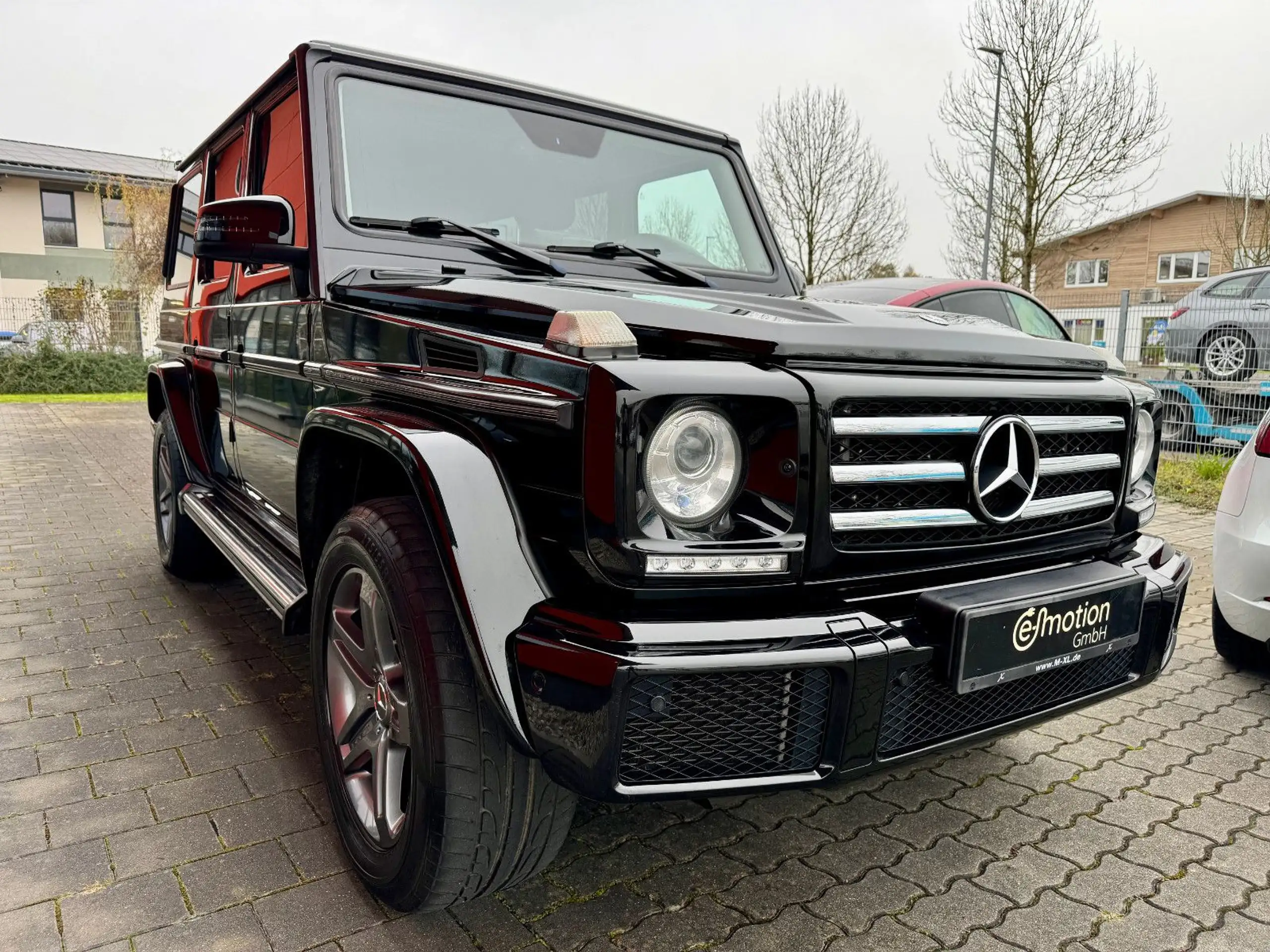 Mercedes-Benz - G 500