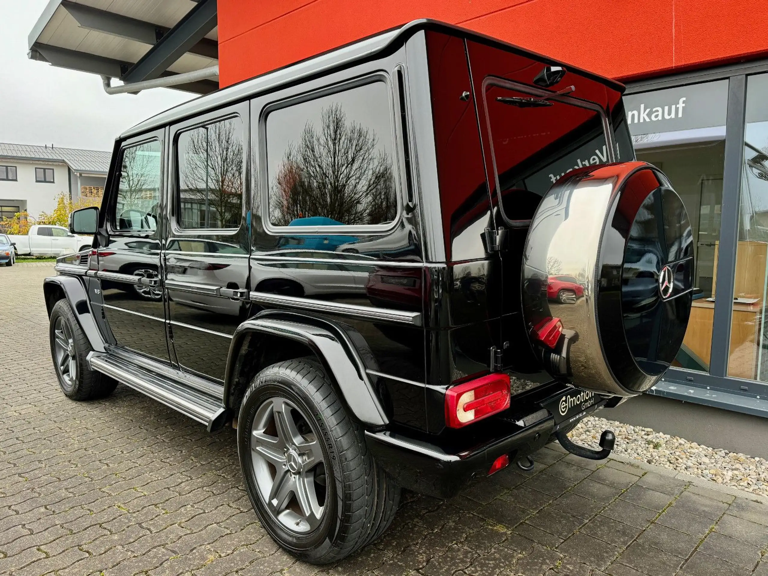 Mercedes-Benz - G 500