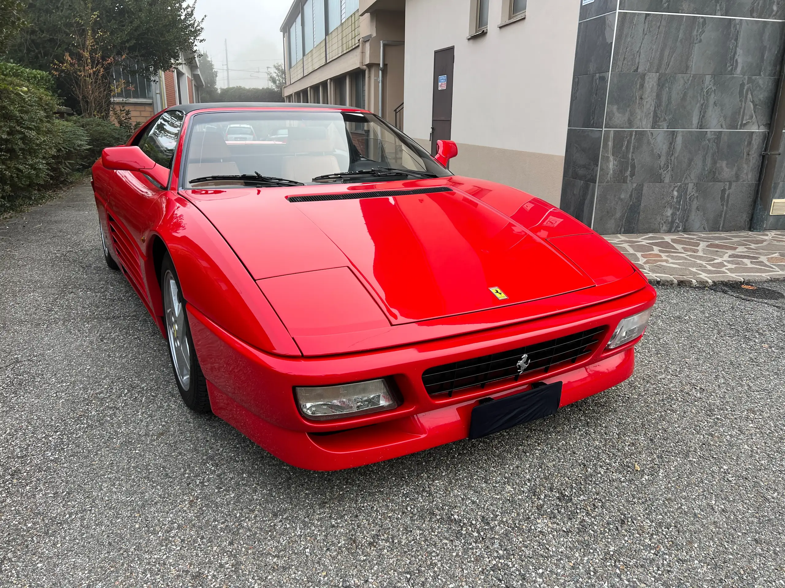 Ferrari - 348