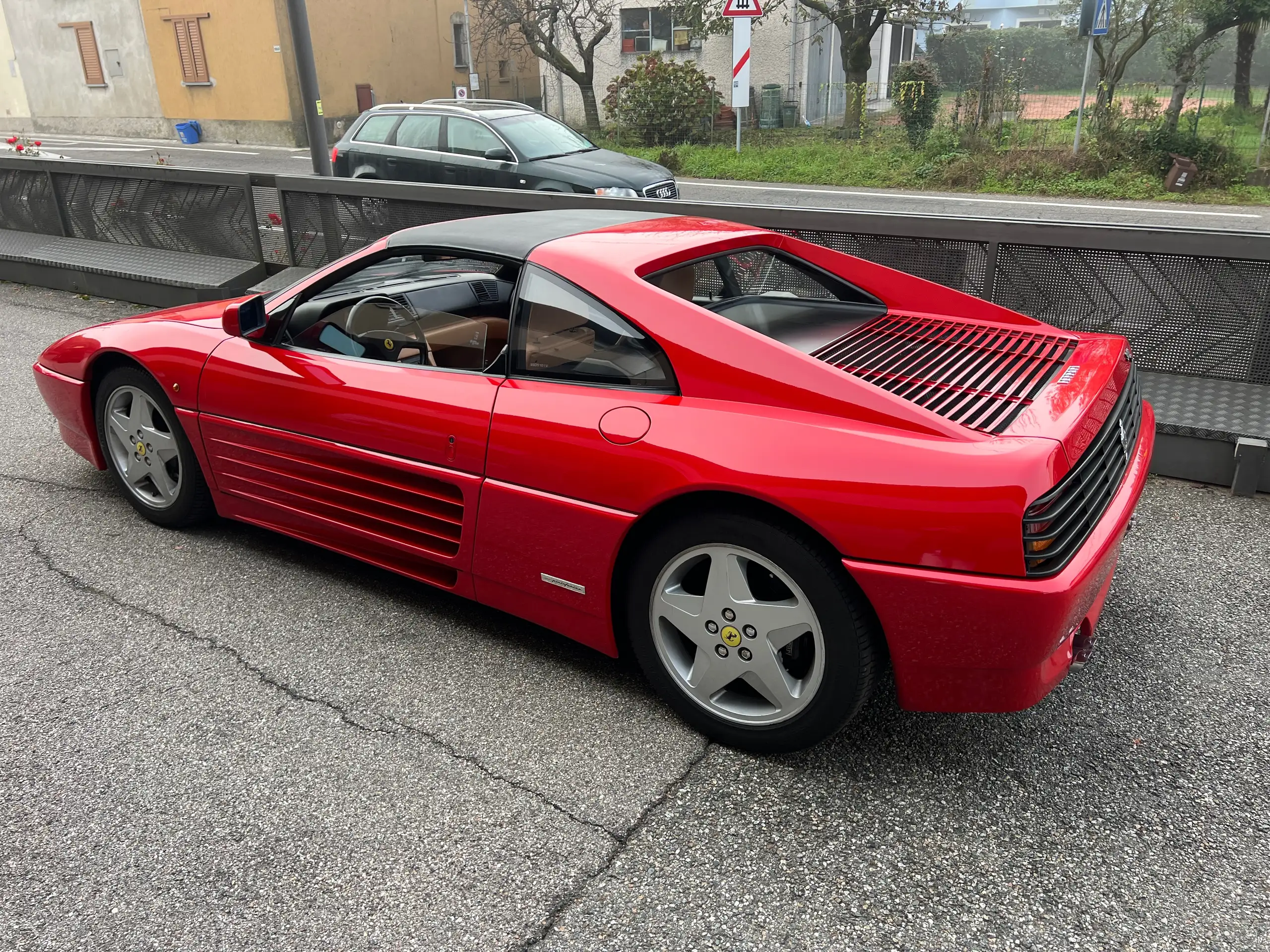 Ferrari - 348