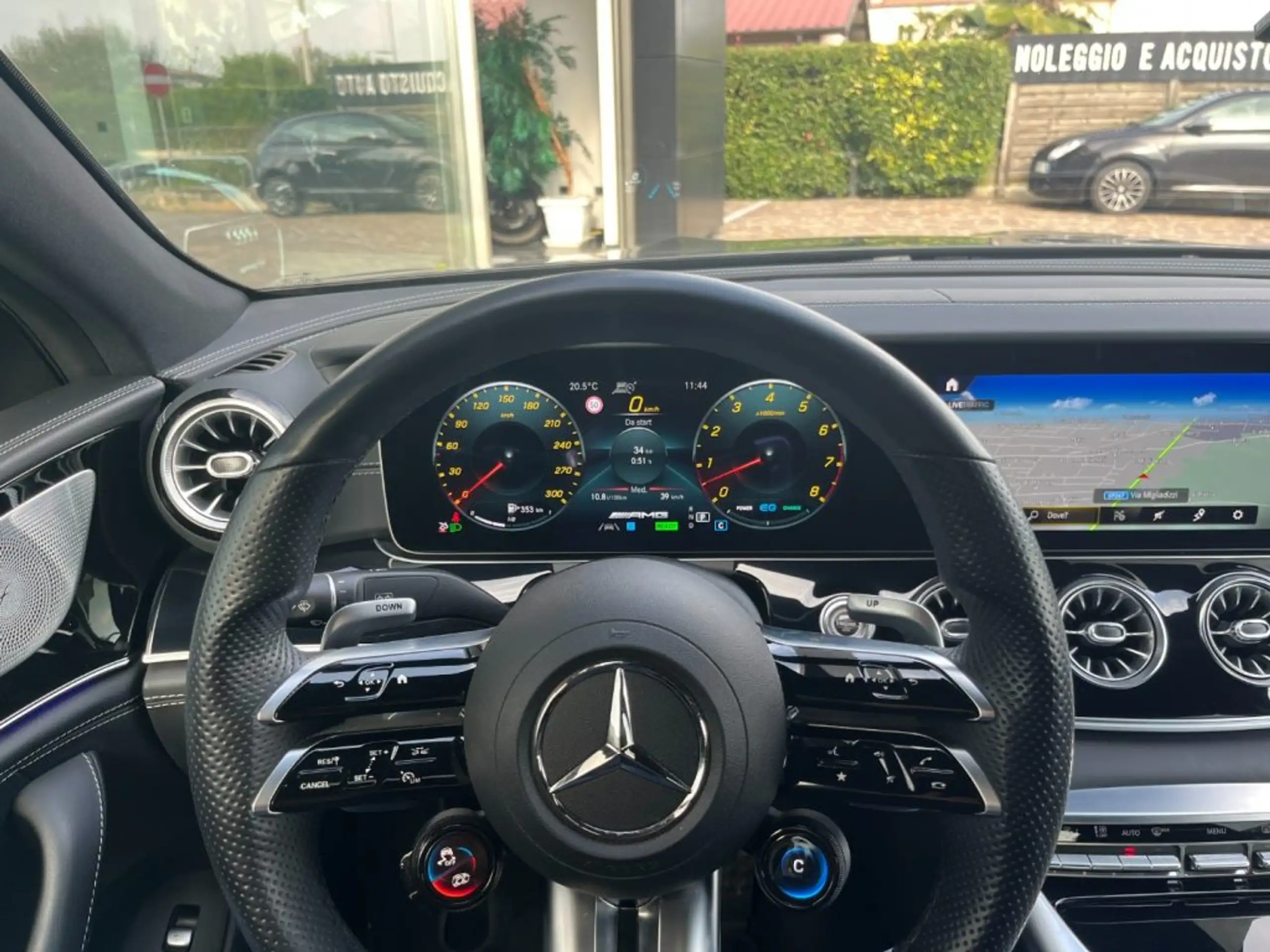 Mercedes-Benz - AMG GT