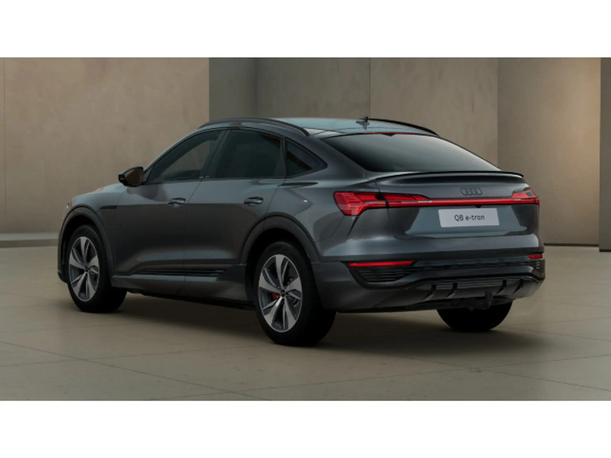 Audi - Q8 e-tron