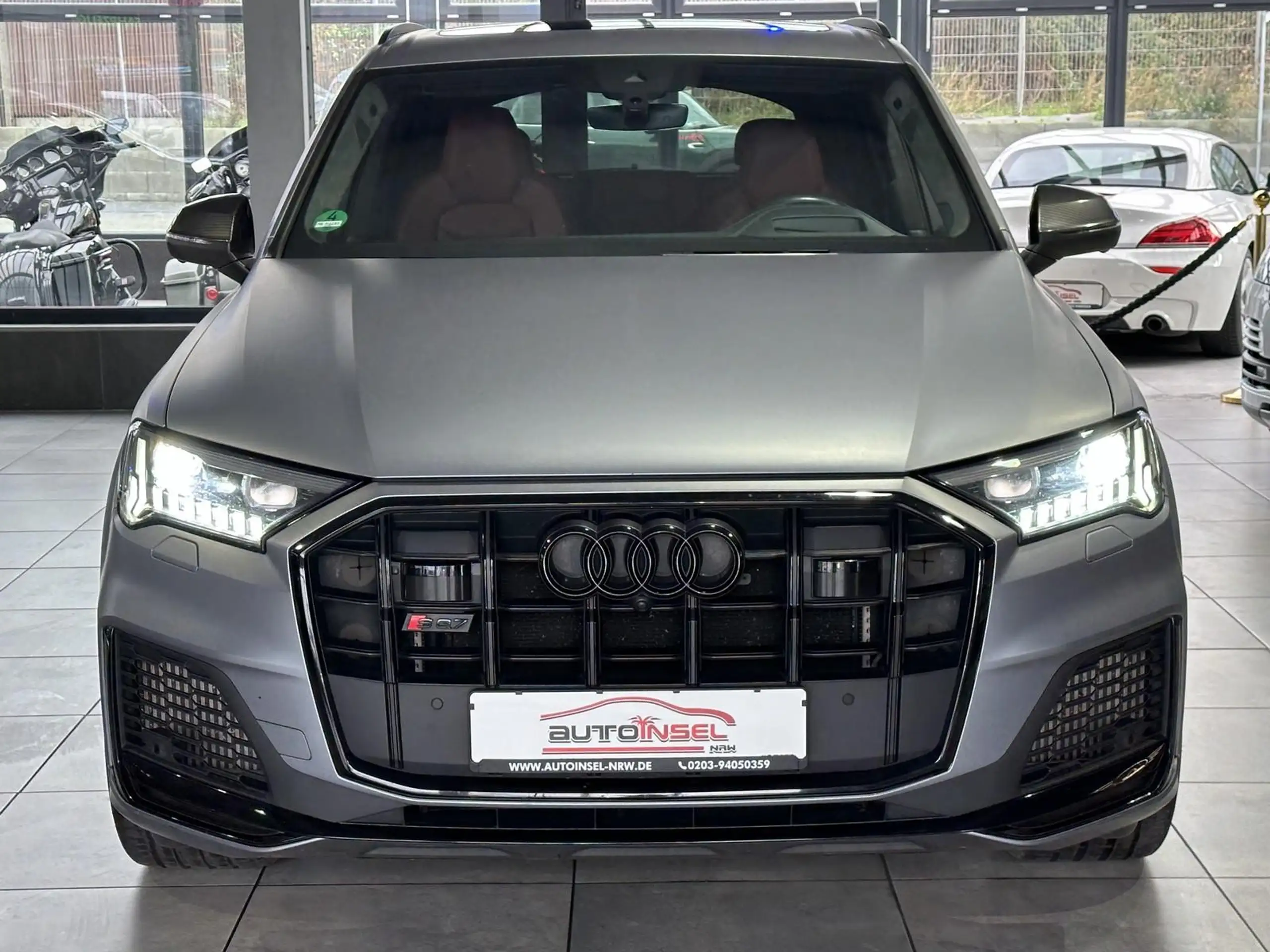 Audi - SQ7