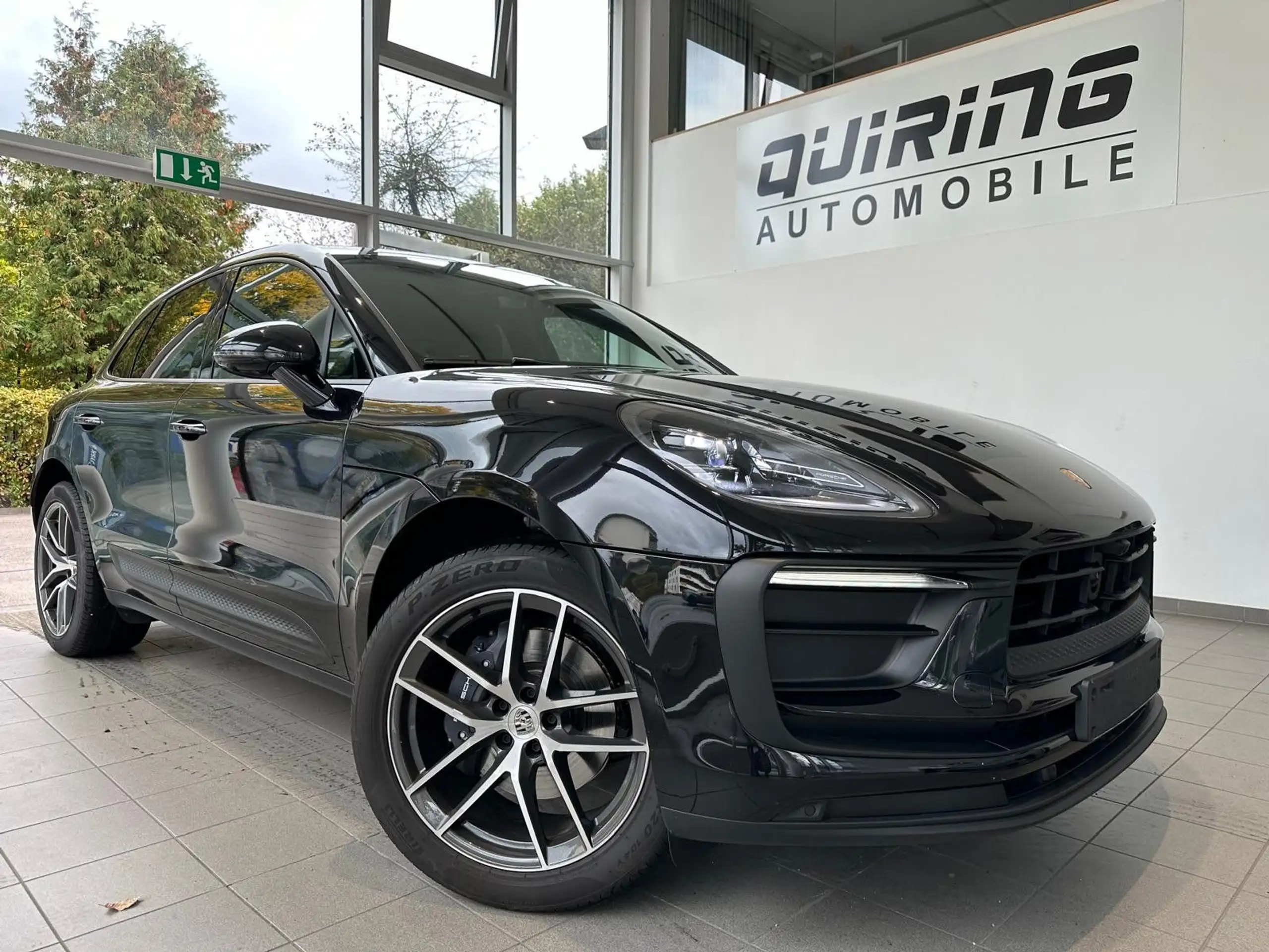 Porsche - Macan