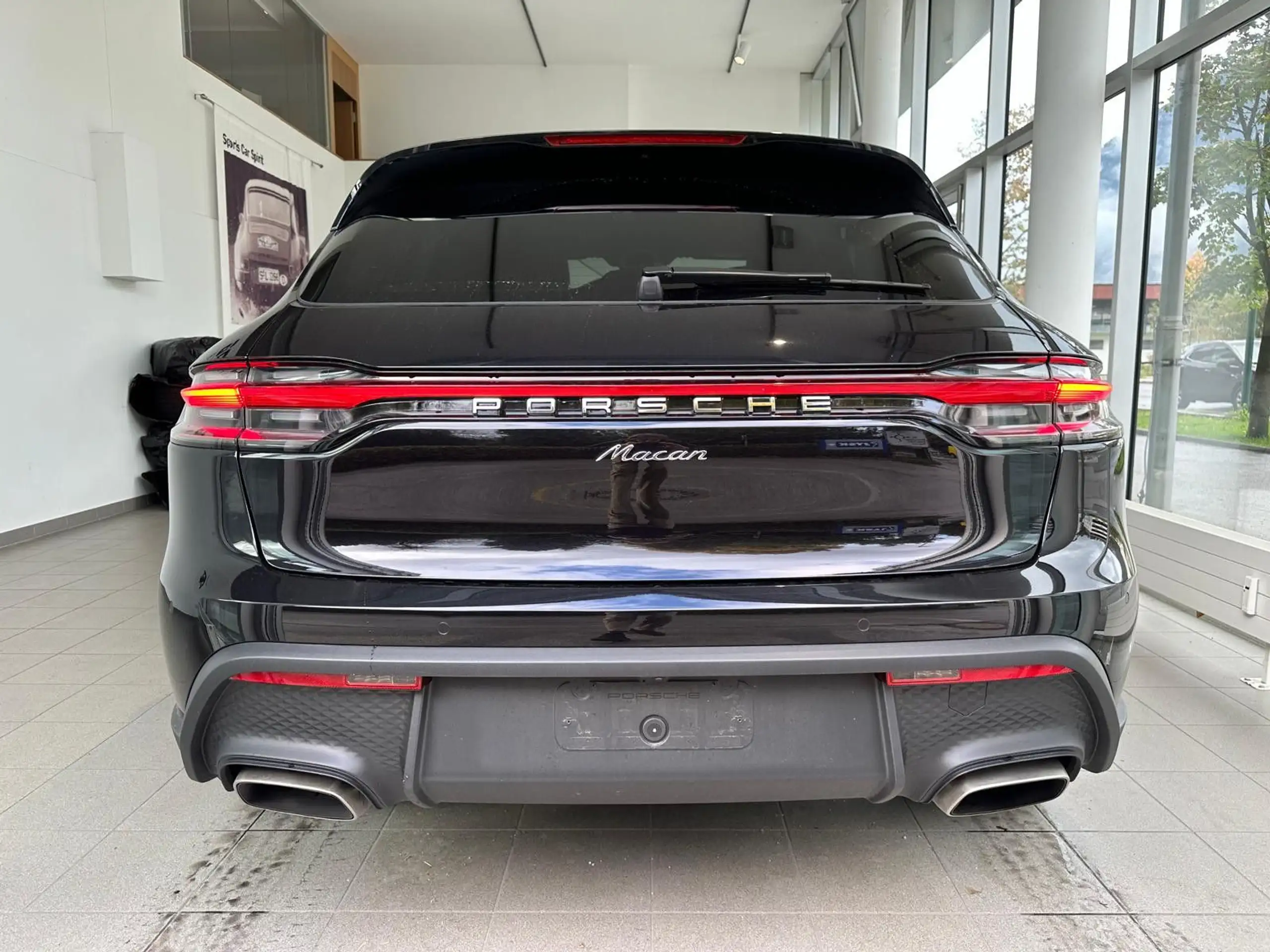 Porsche - Macan