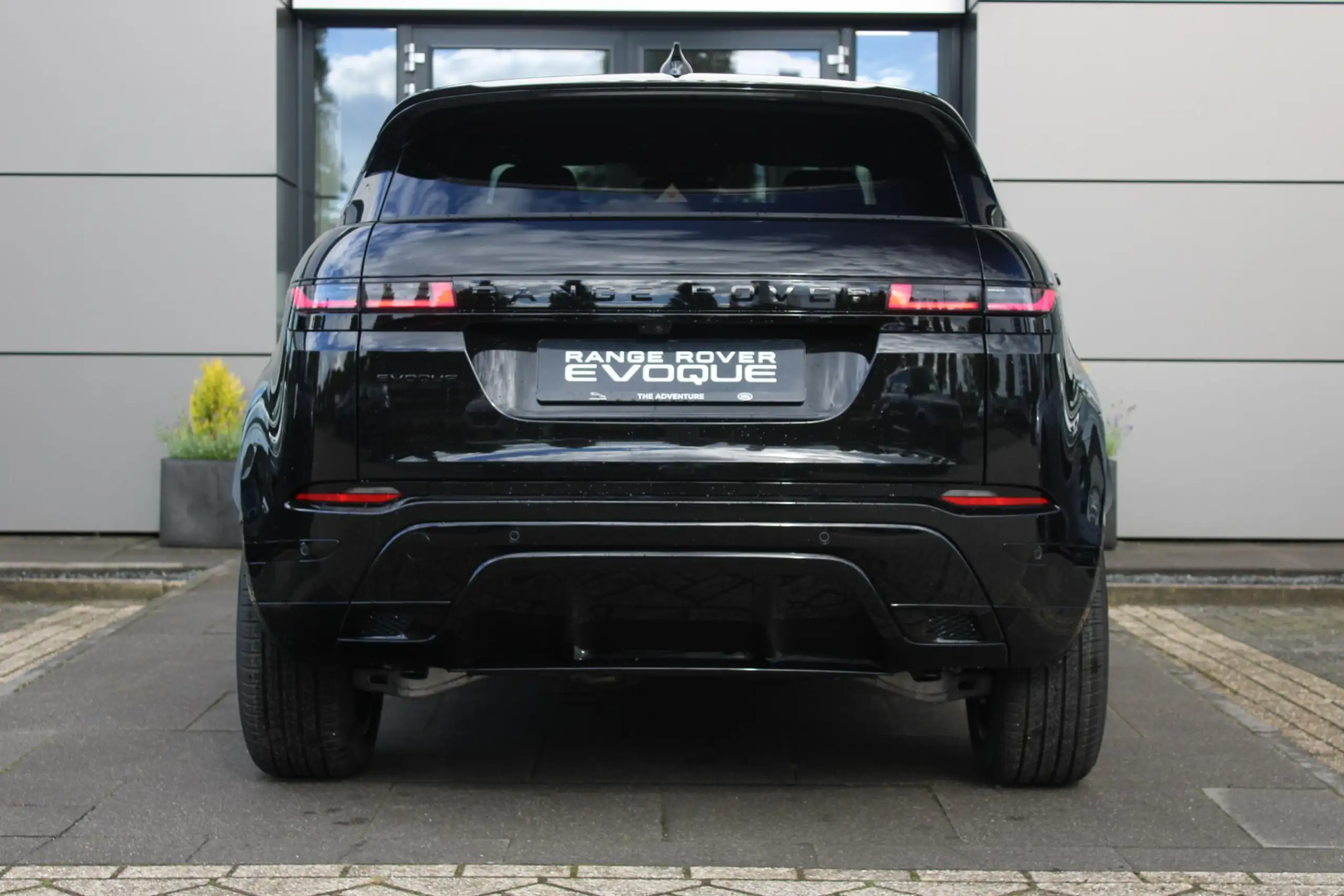 Land Rover - Range Rover Evoque