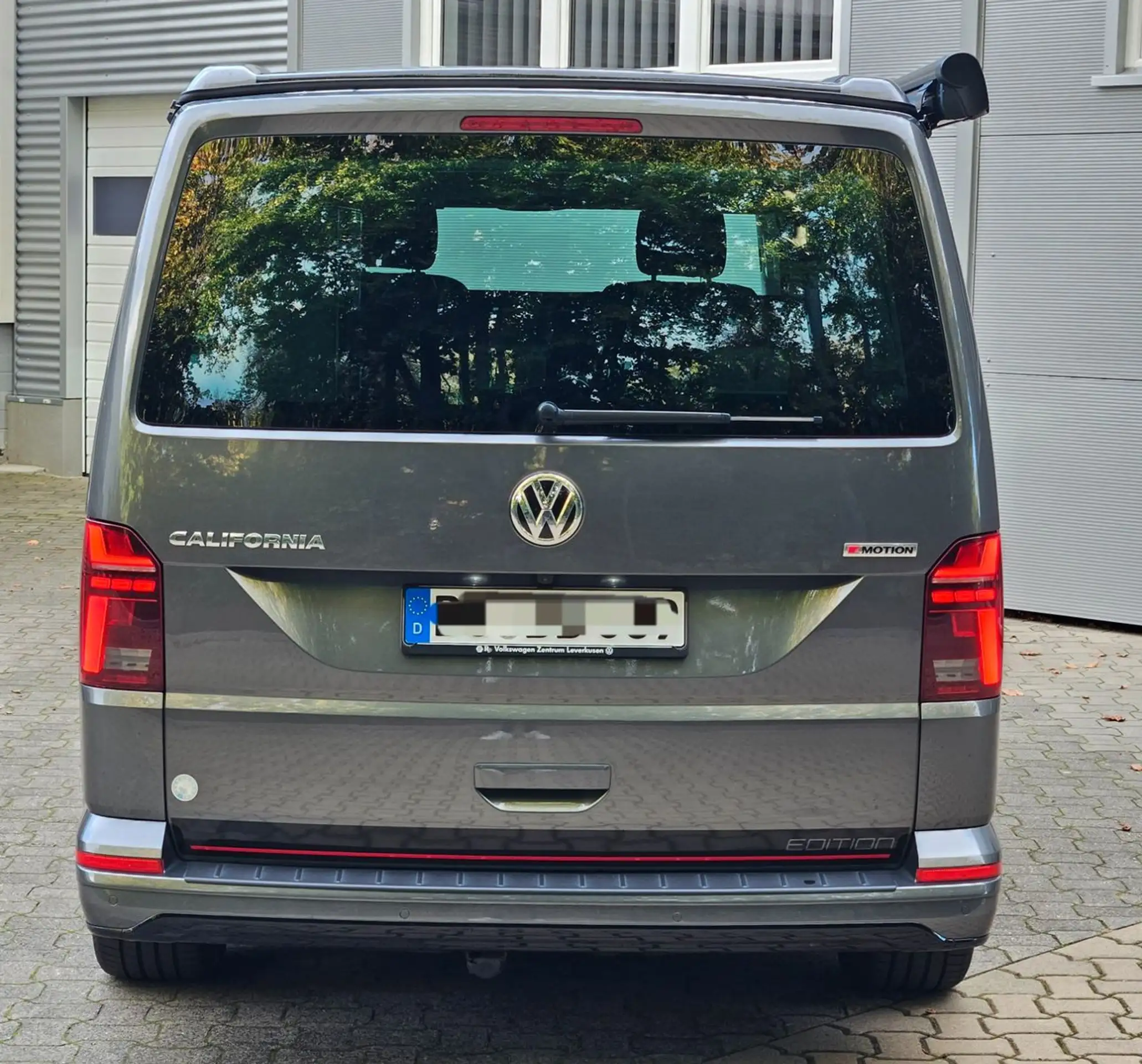 Volkswagen - T6 California