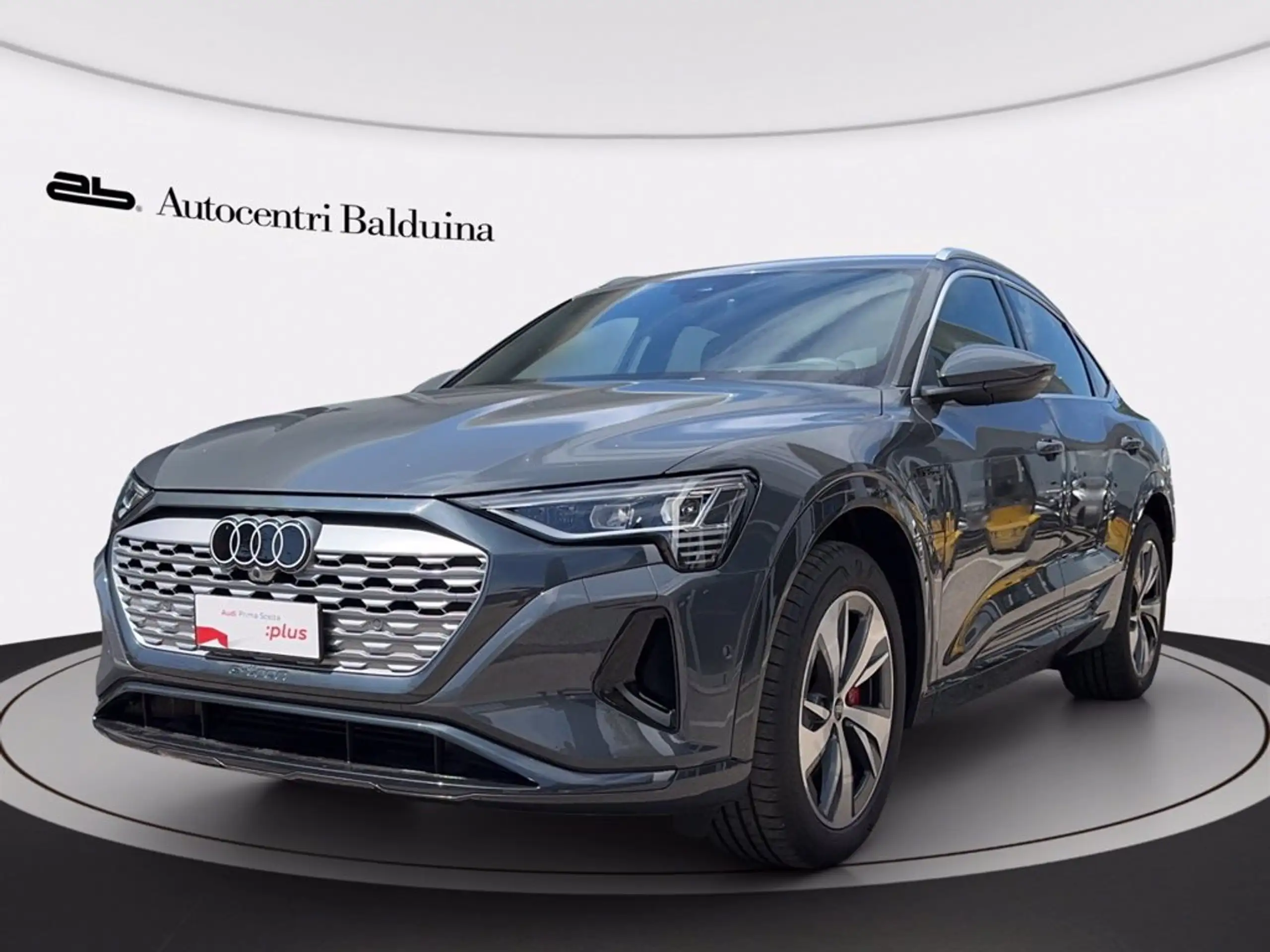 Audi - Q8 e-tron