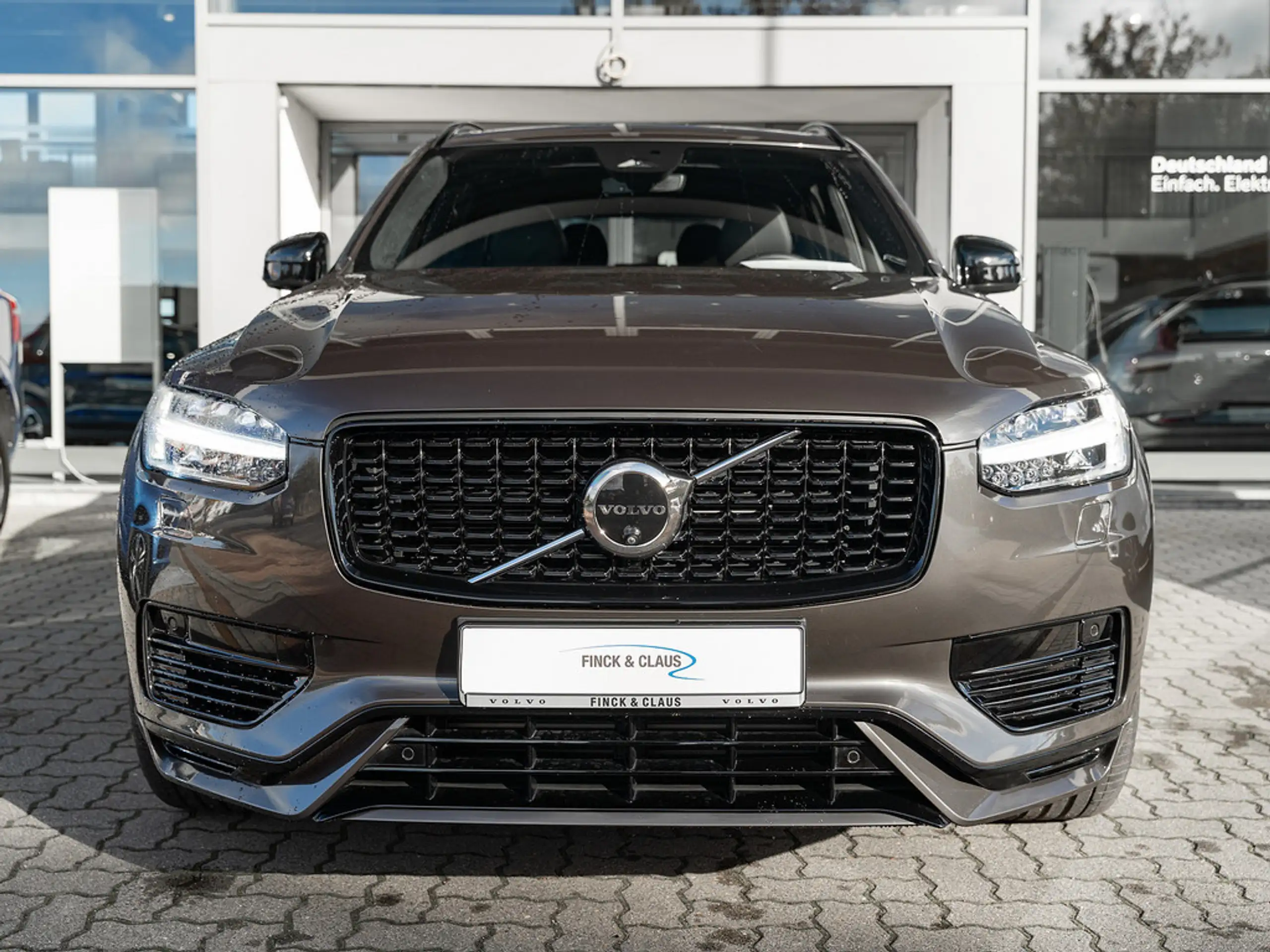 Volvo - XC90