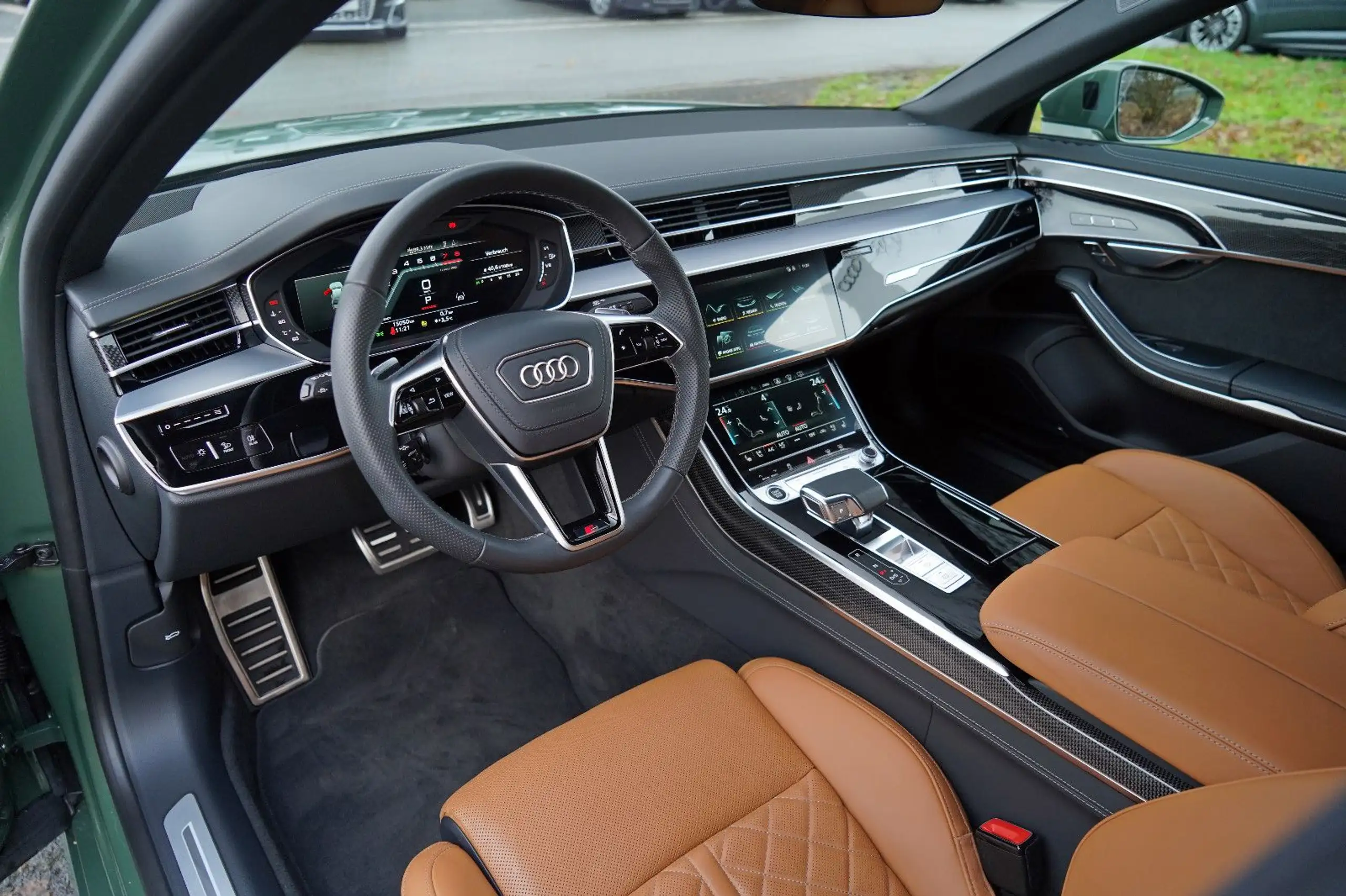 Audi - A8