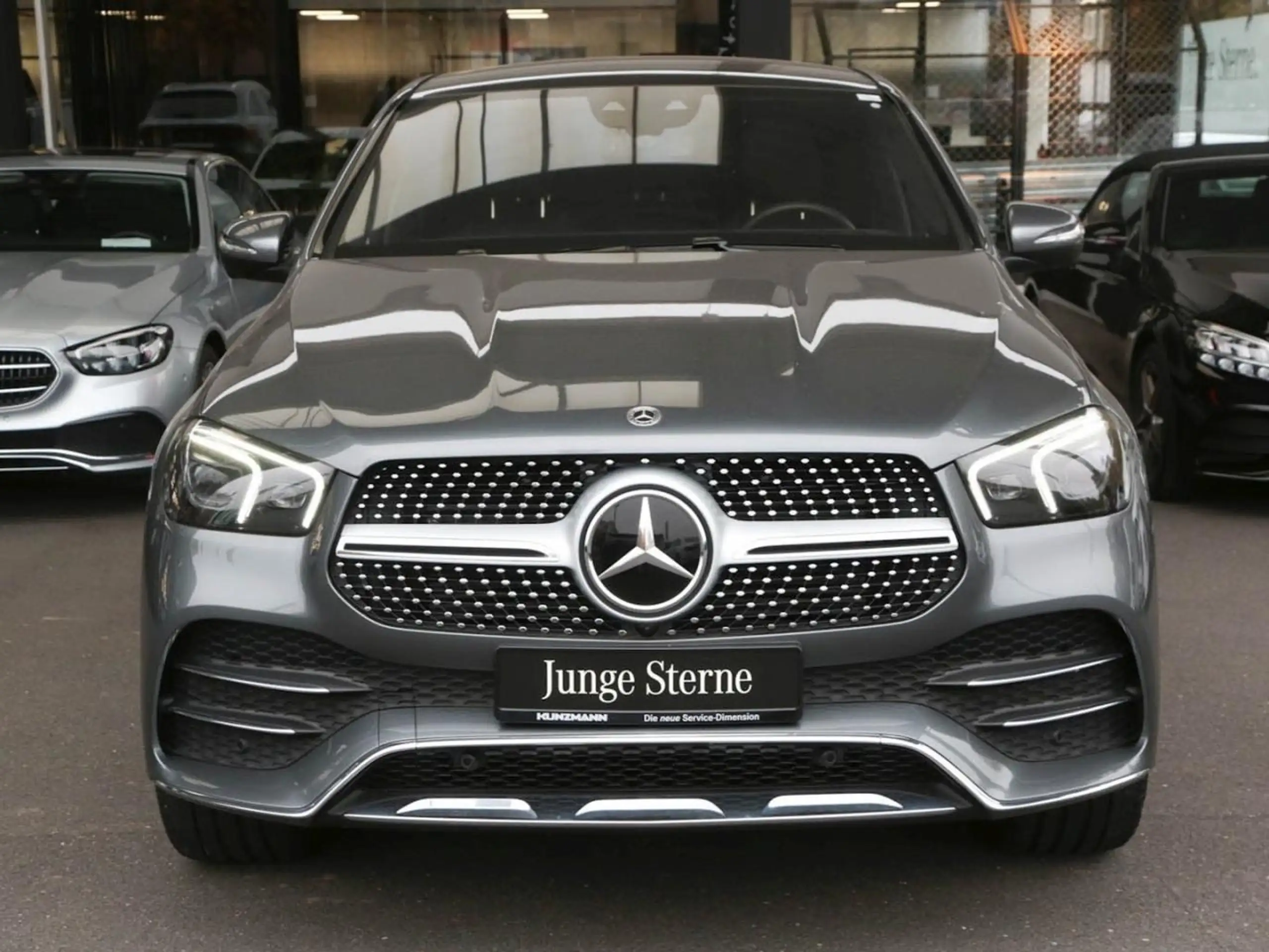 Mercedes-Benz - GLE 350