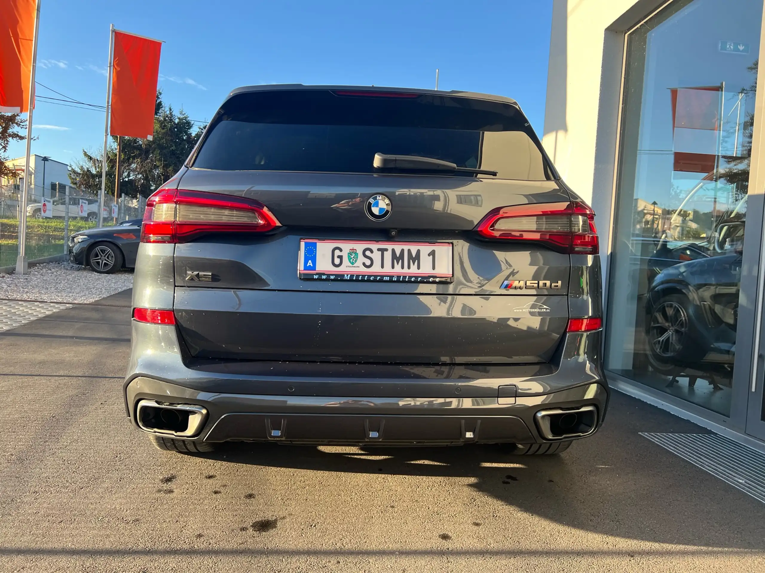 BMW - X5 M