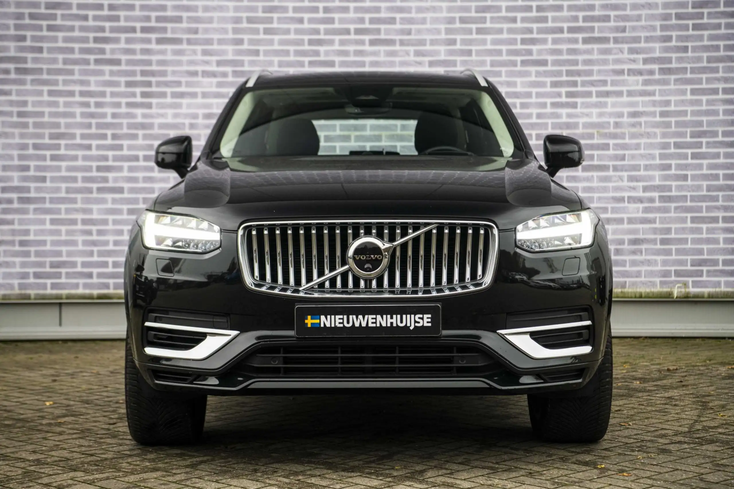 Volvo - XC90