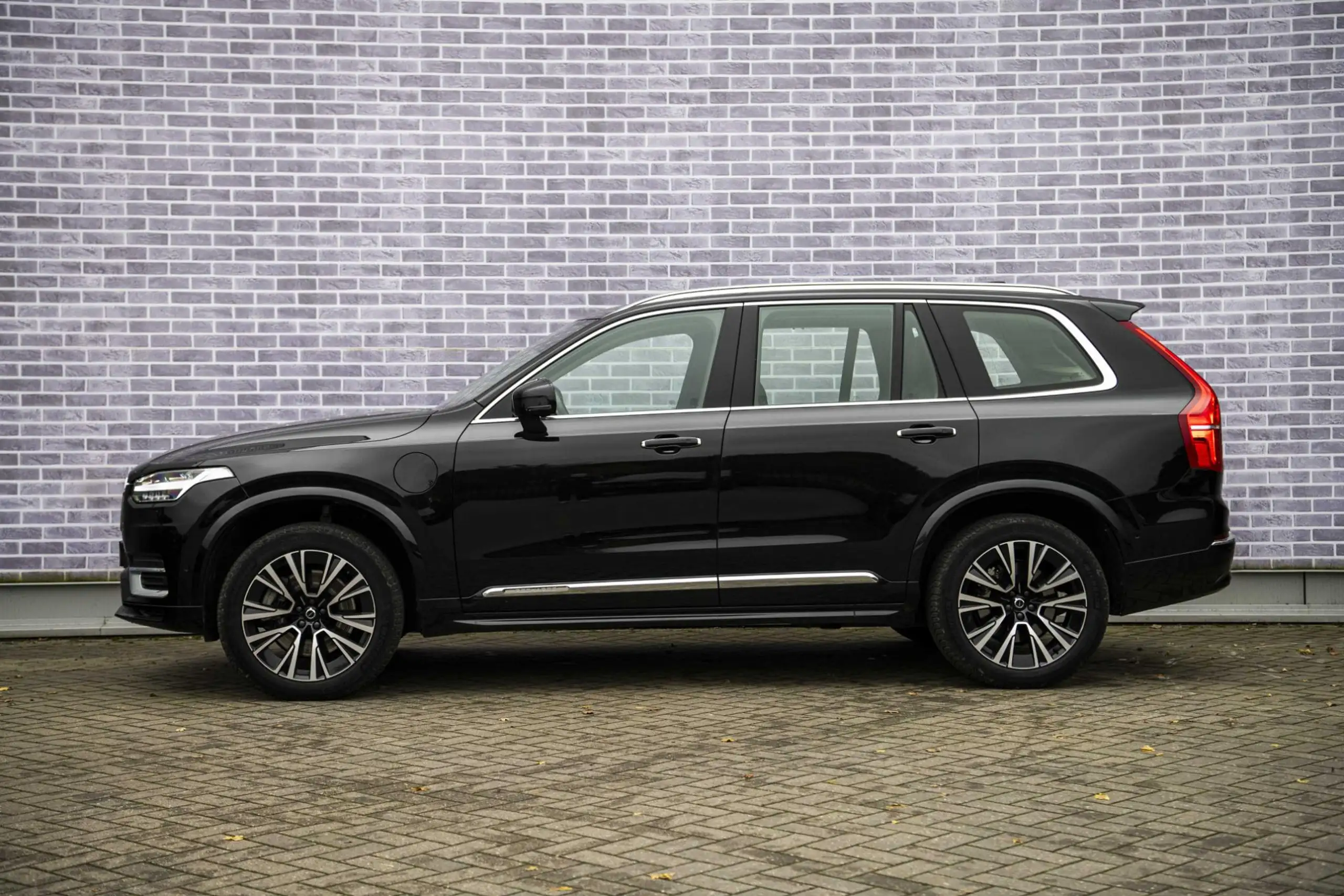 Volvo - XC90