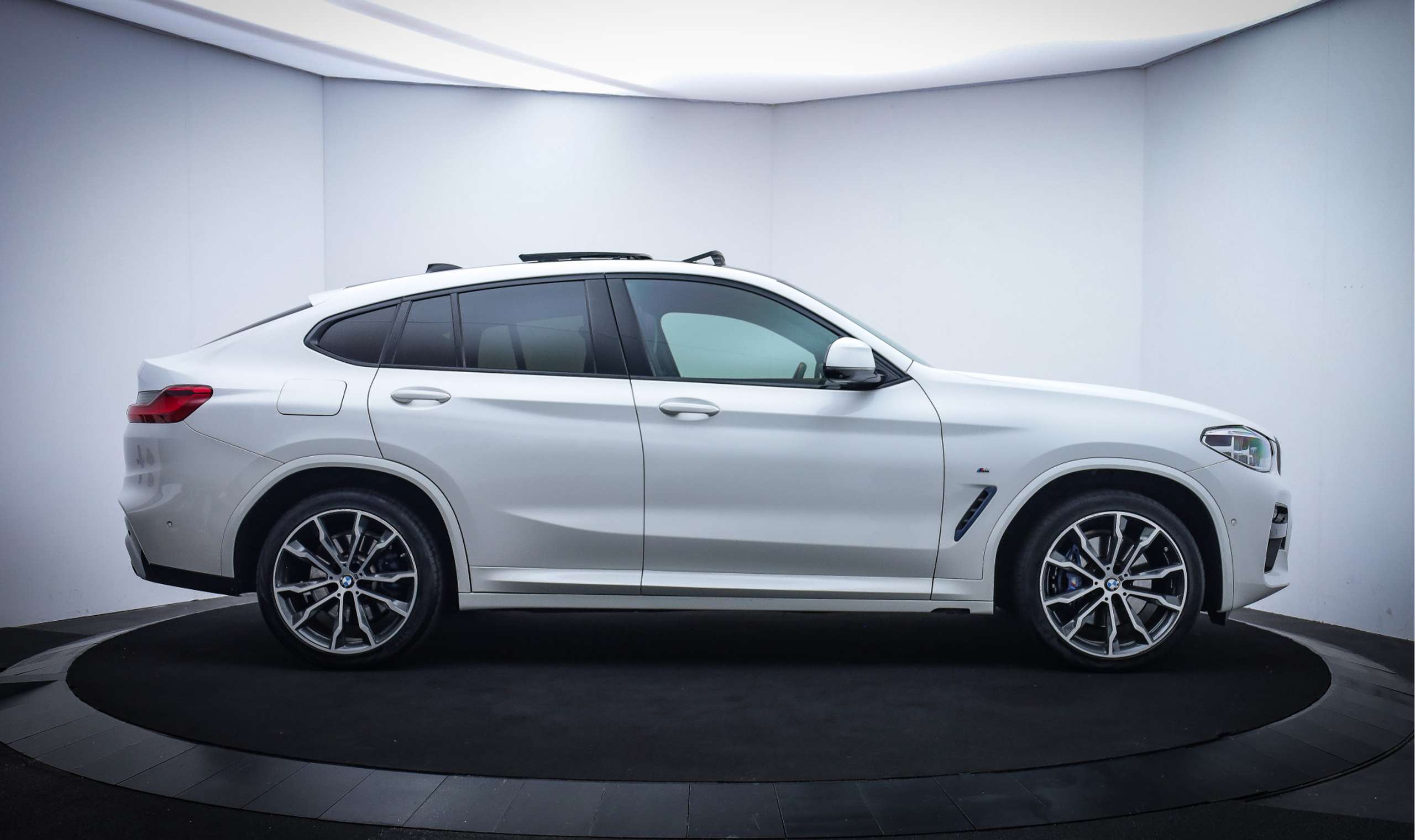 BMW - X4