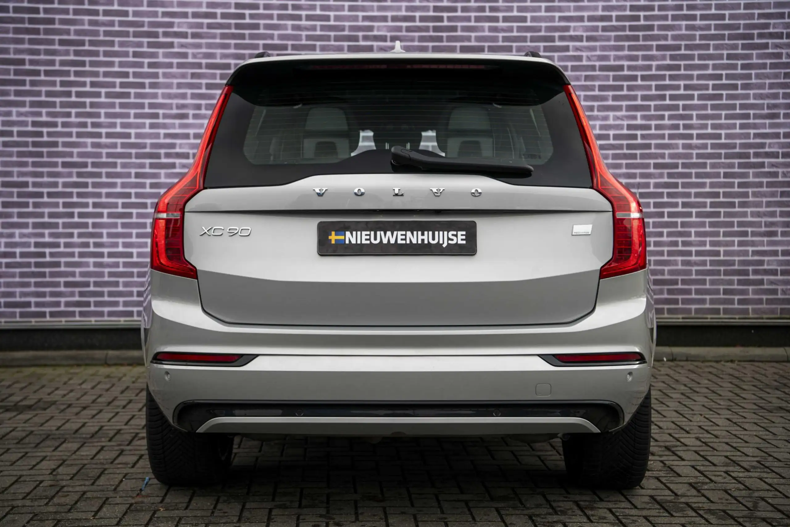 Volvo - XC90