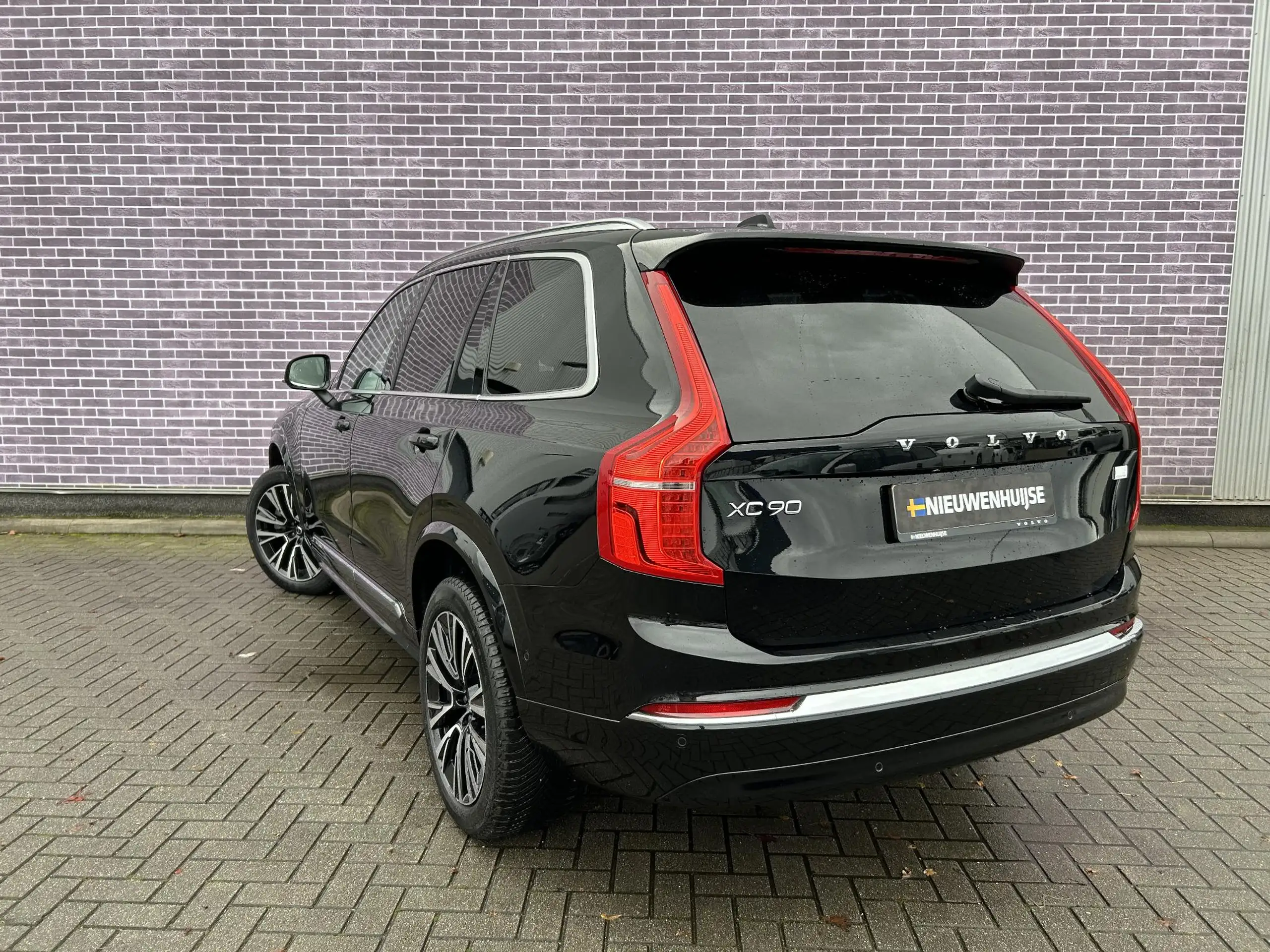 Volvo - XC90