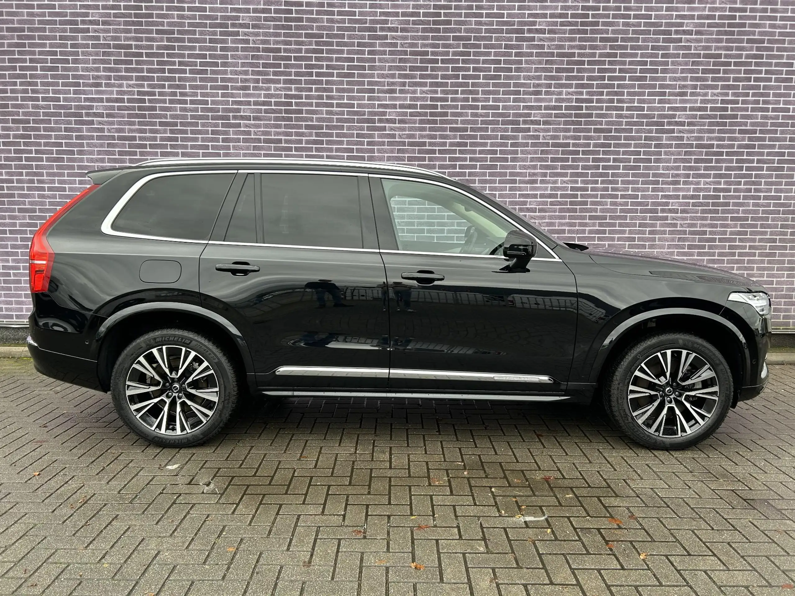 Volvo - XC90