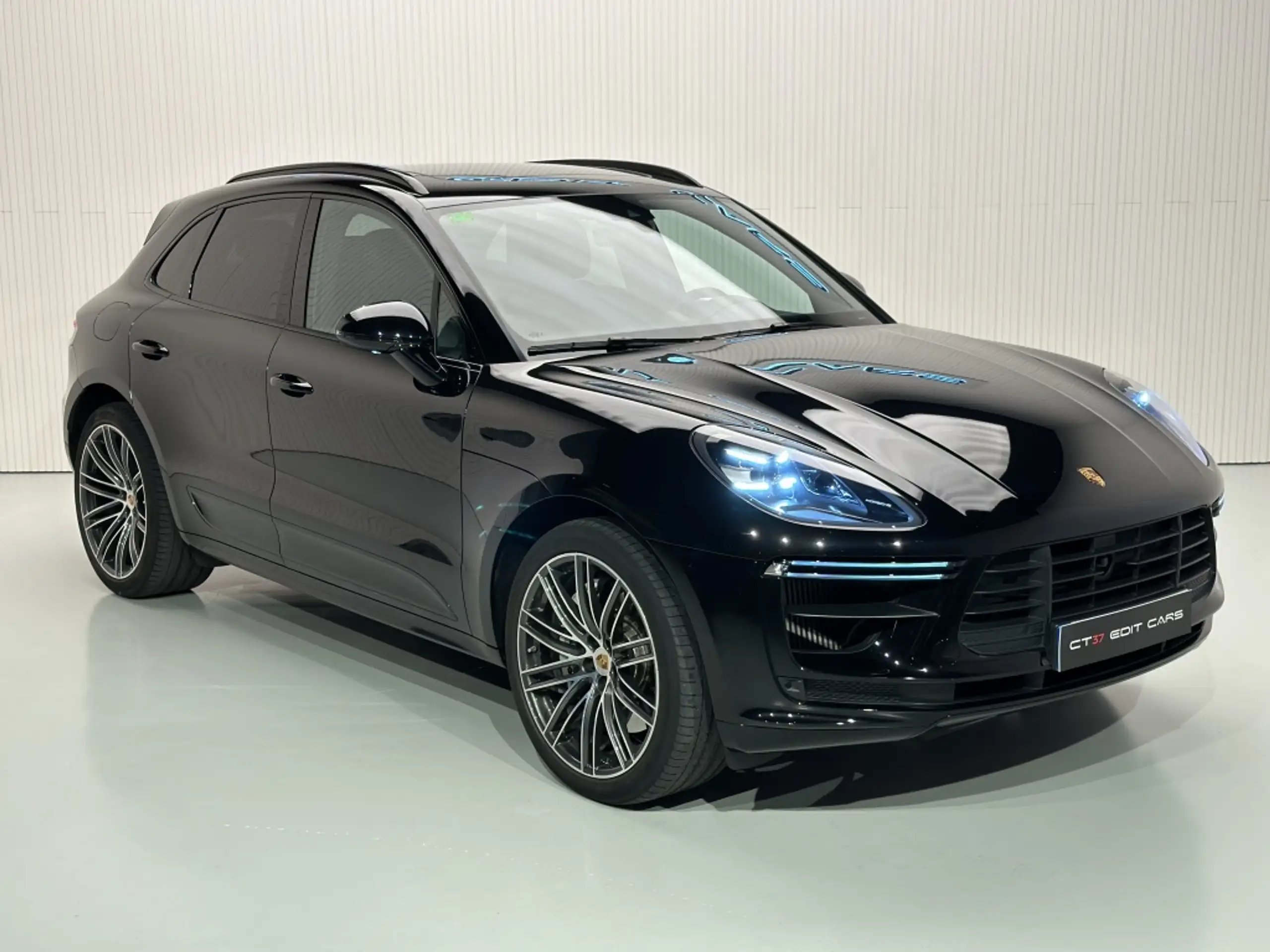 Porsche - Macan