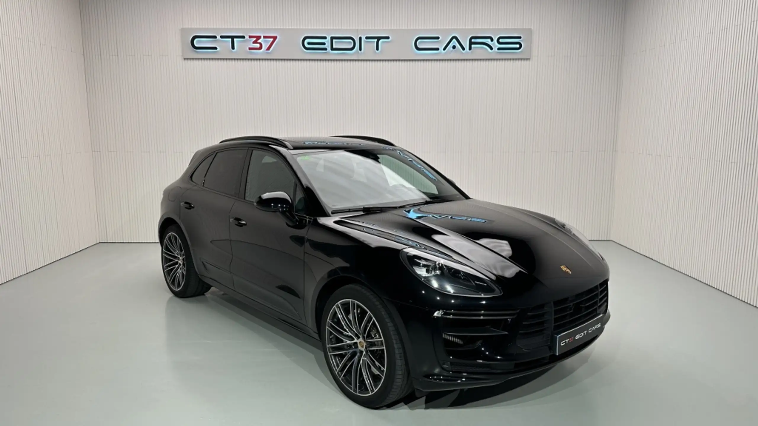 Porsche - Macan