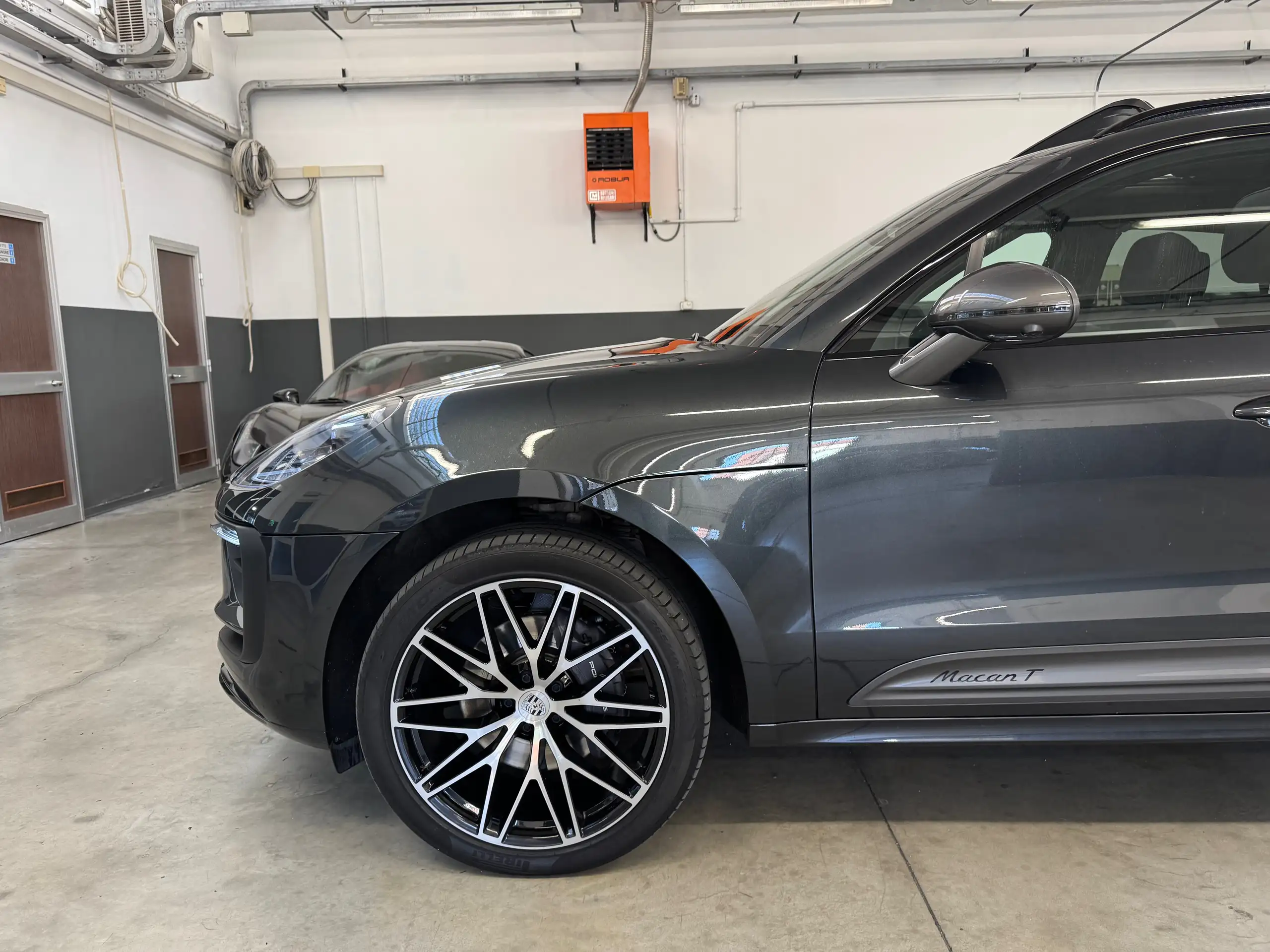 Porsche - Macan