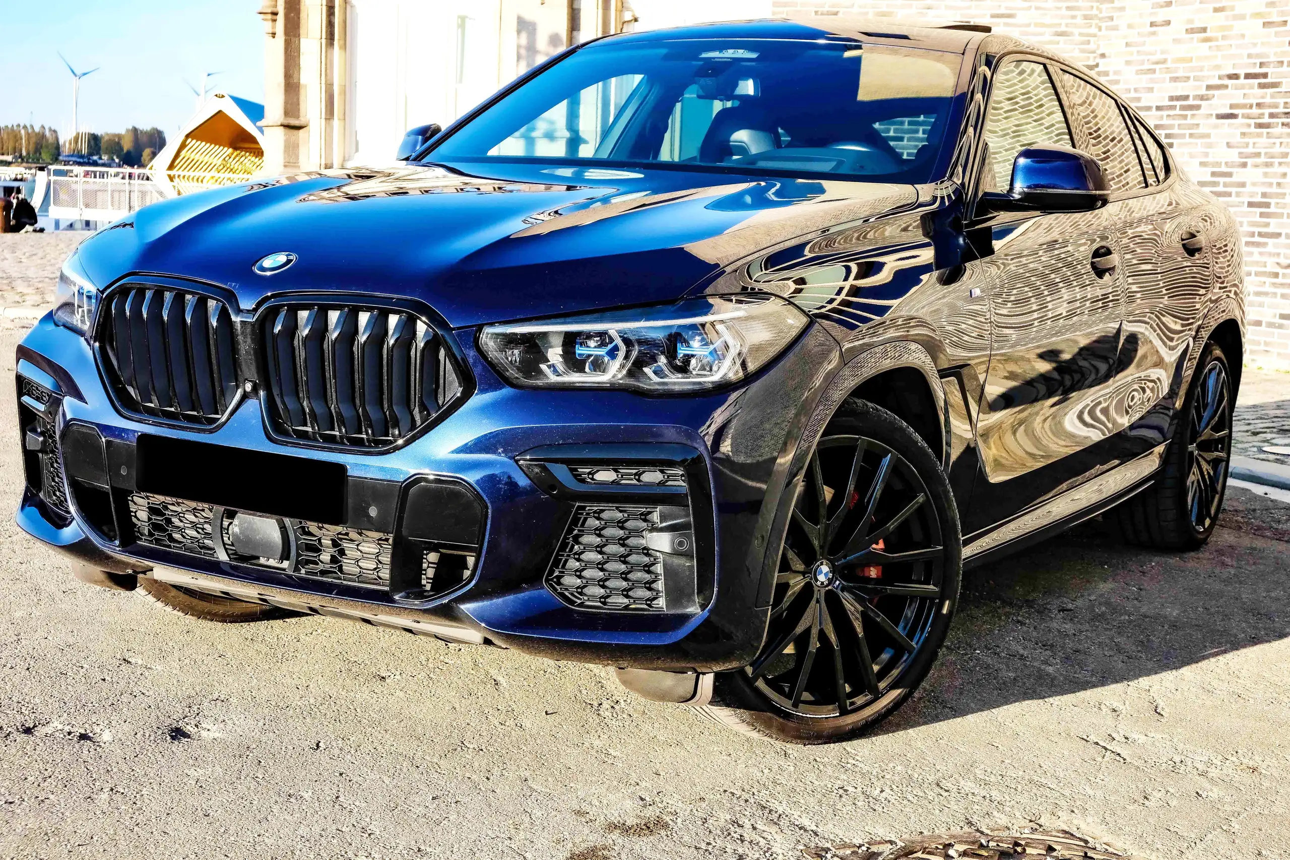 BMW - X6