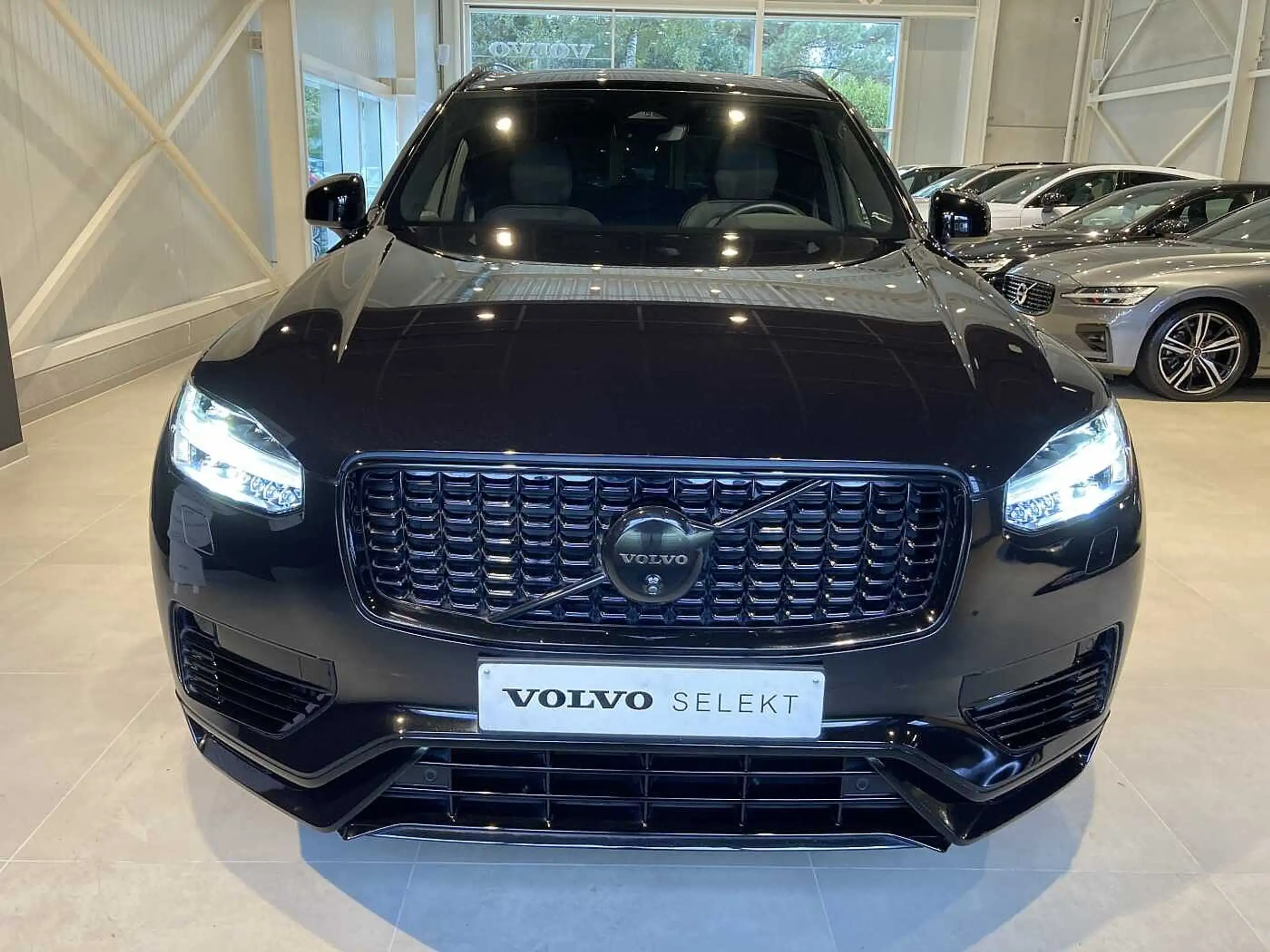 Volvo - XC90