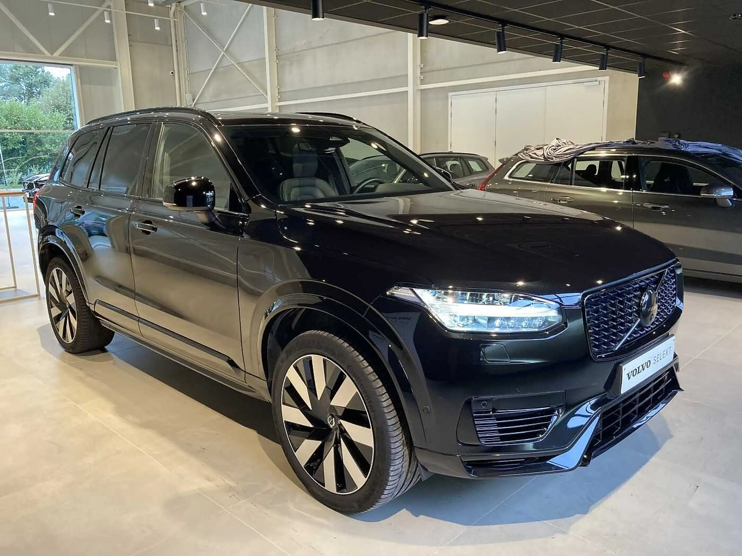 Volvo - XC90