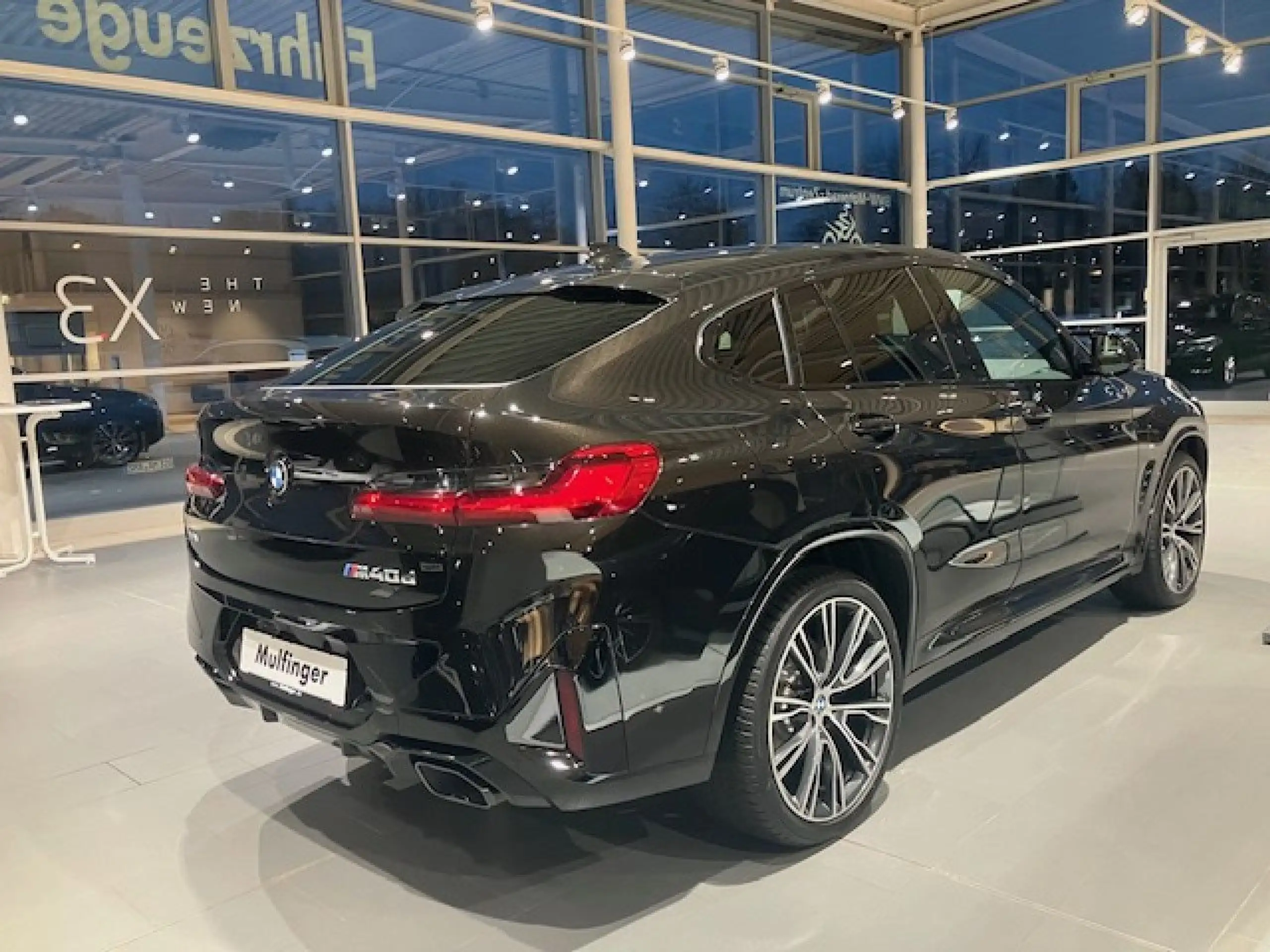 BMW - X4 M