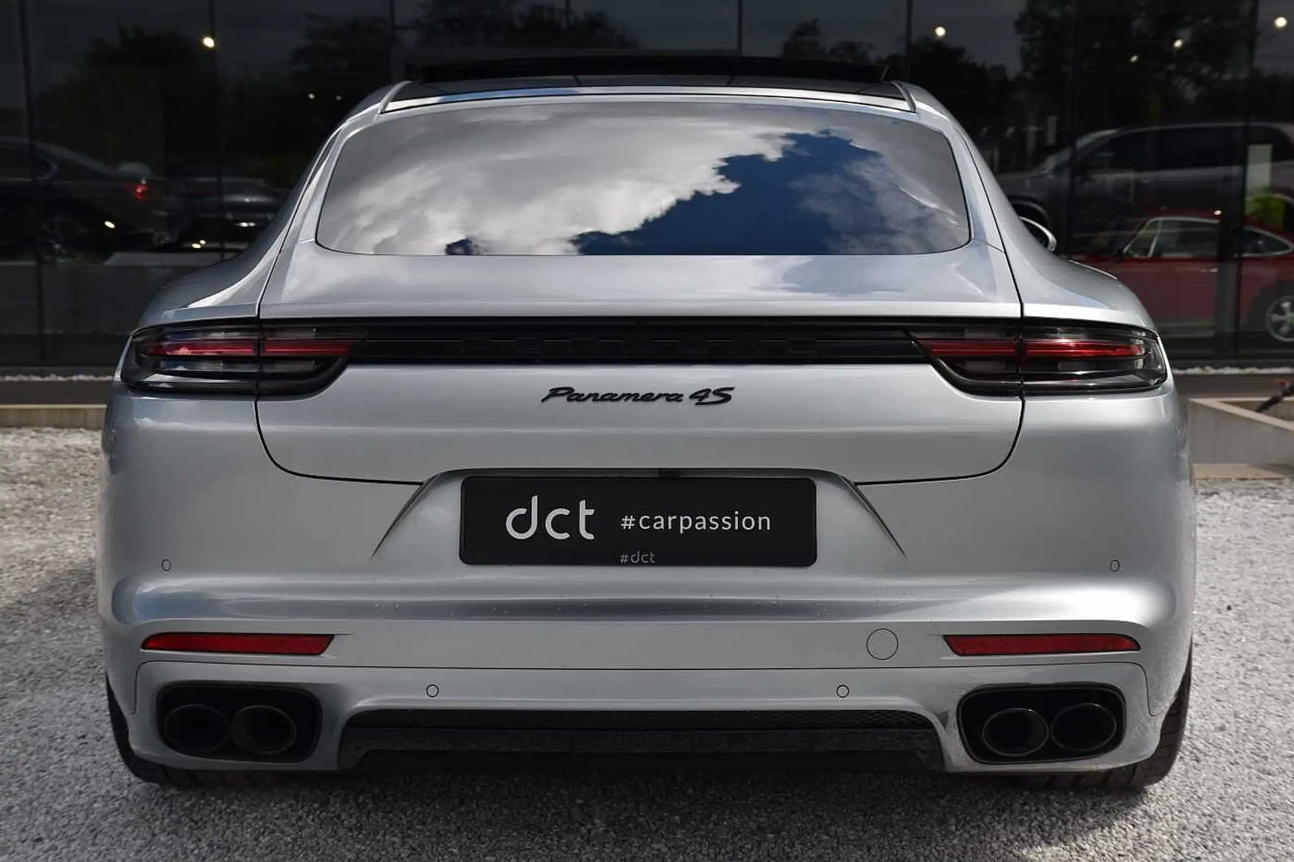 Porsche - Panamera